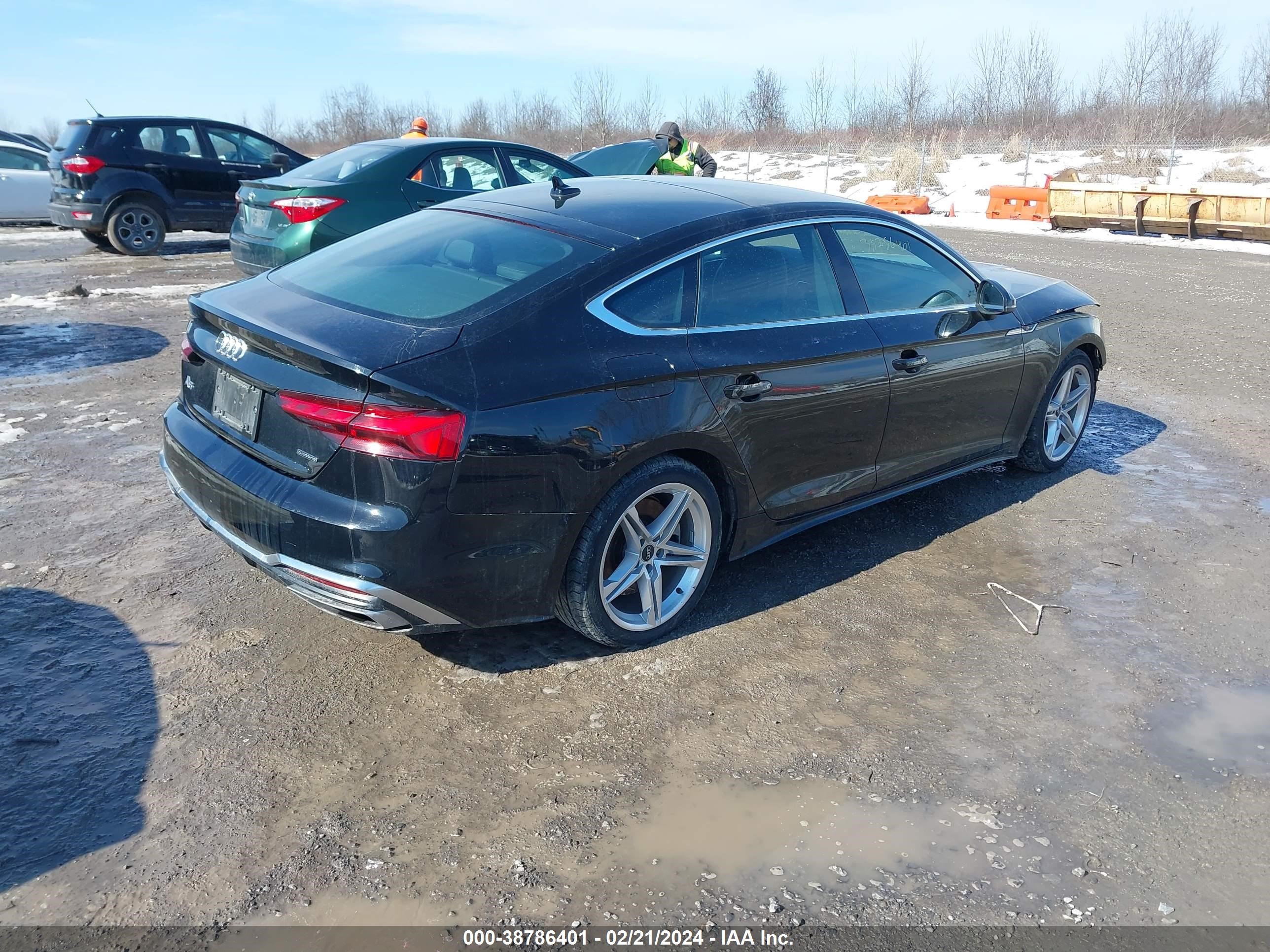 Photo 3 VIN: WAUDACF59MA057216 - AUDI A5 