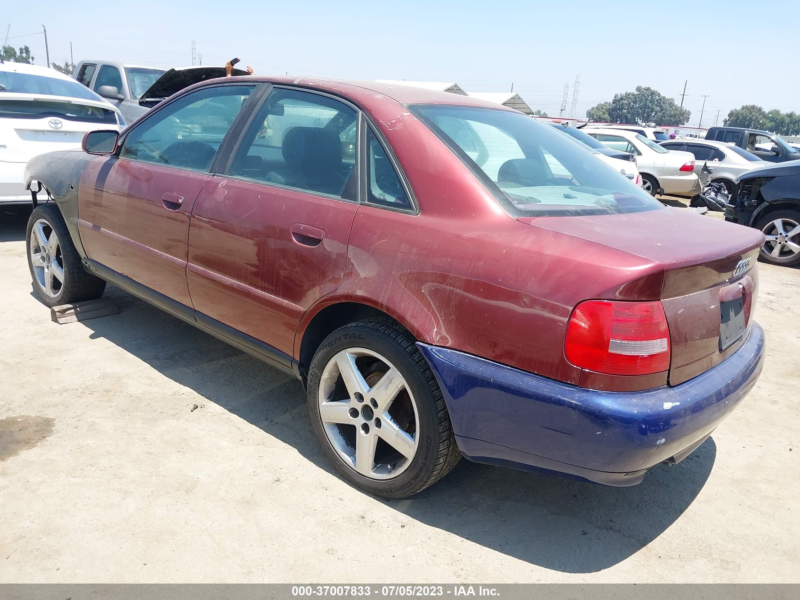 Photo 2 VIN: WAUDC28D5YA169834 - AUDI A4 