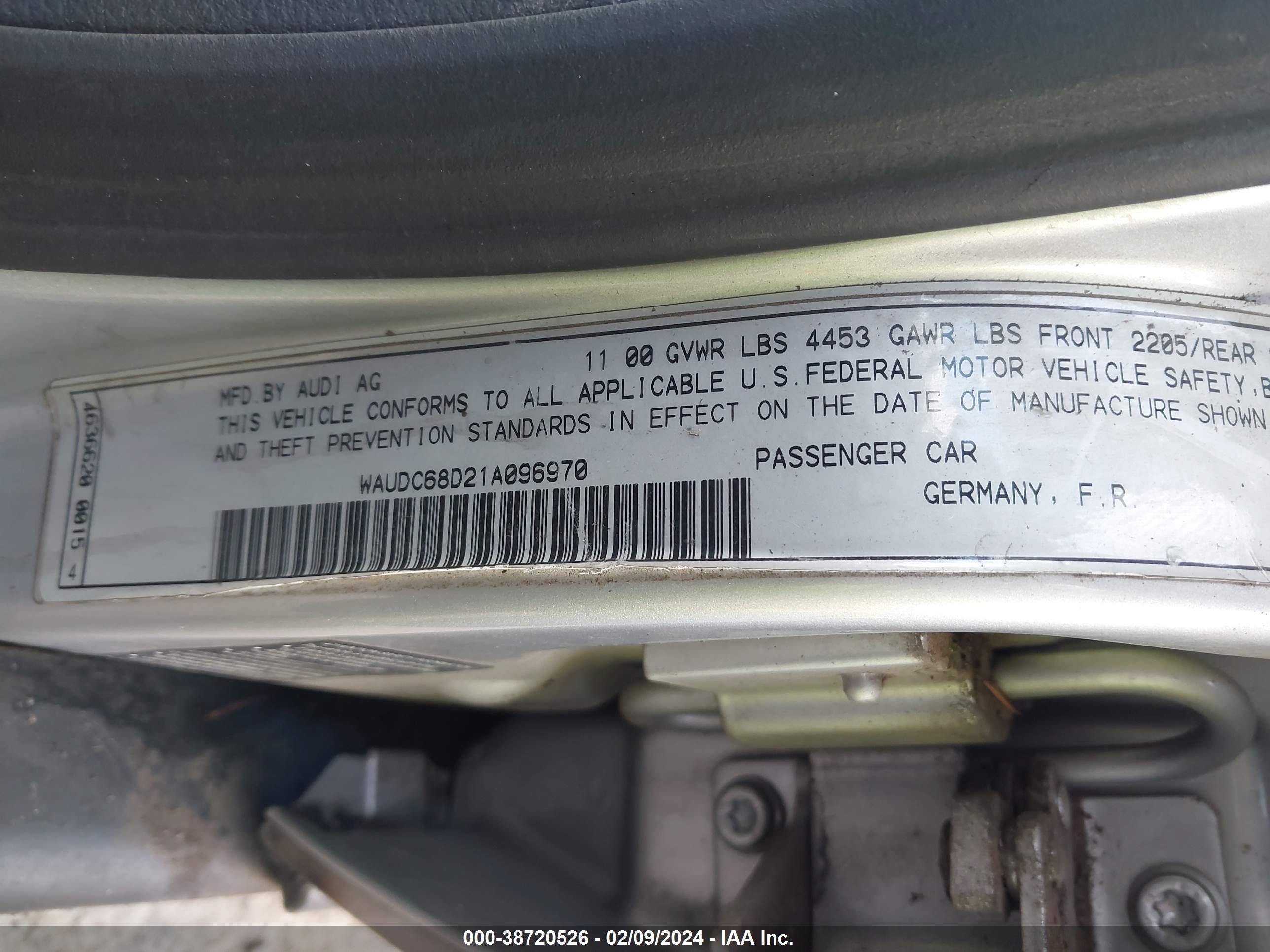 Photo 8 VIN: WAUDC68D21A096970 - AUDI A4 