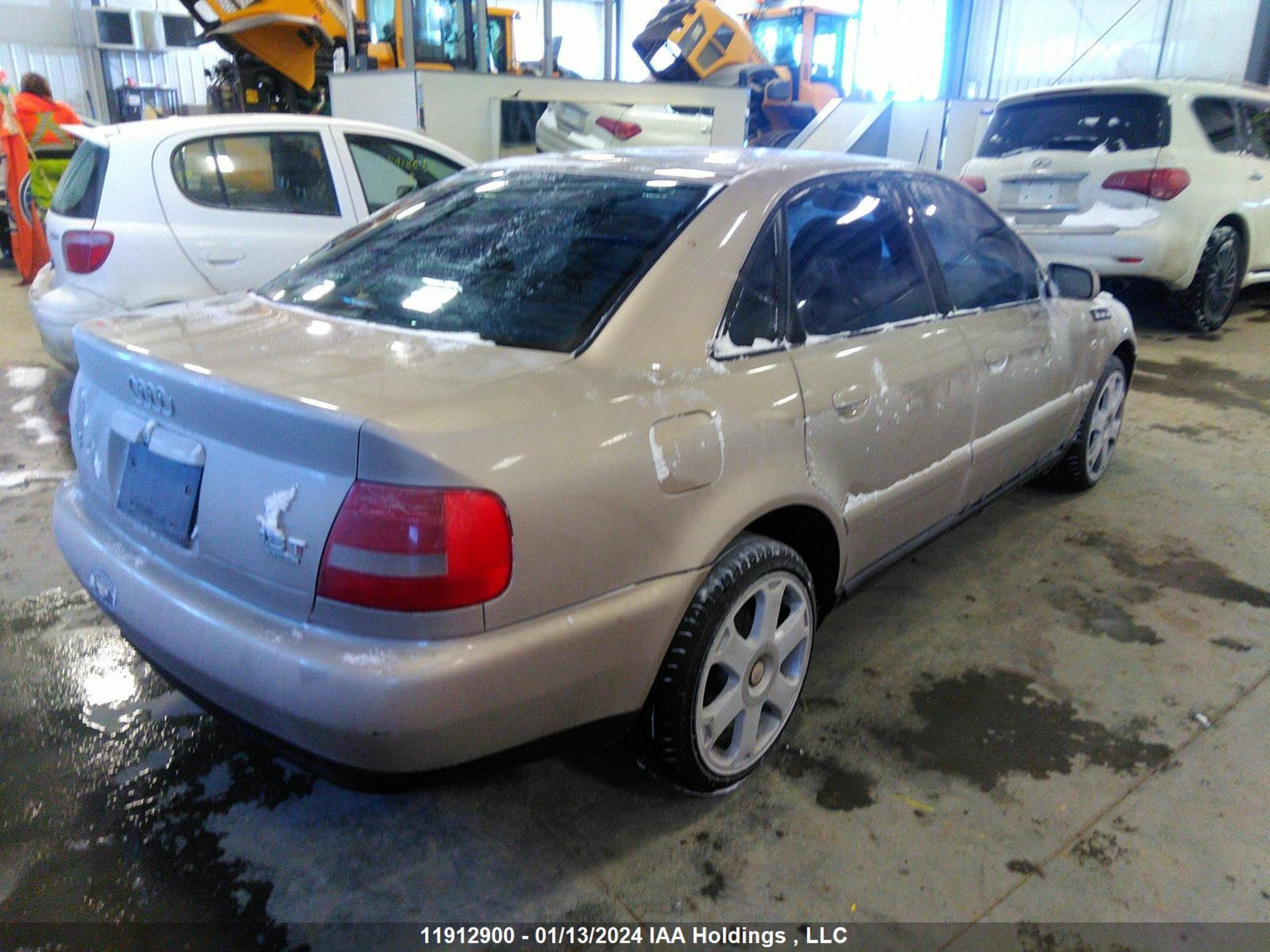 Photo 3 VIN: WAUDC68D61A150741 - AUDI A4 