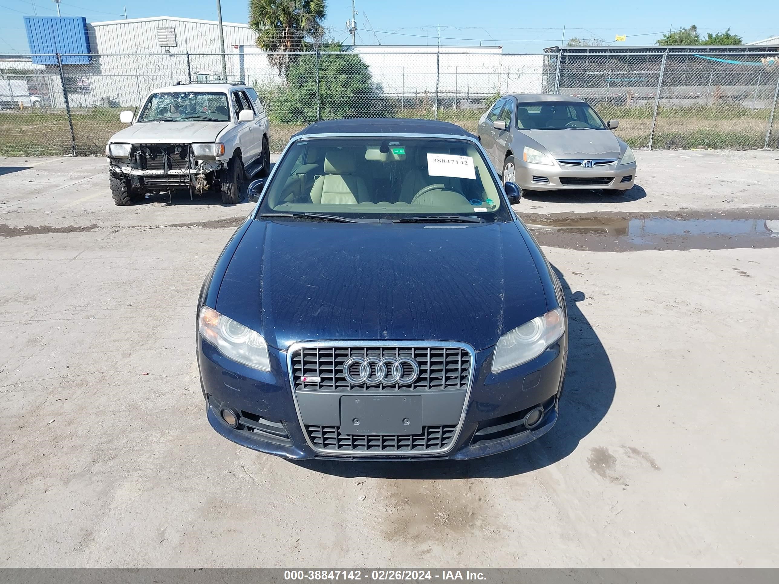 Photo 5 VIN: WAUDF48H99K010641 - AUDI A4 