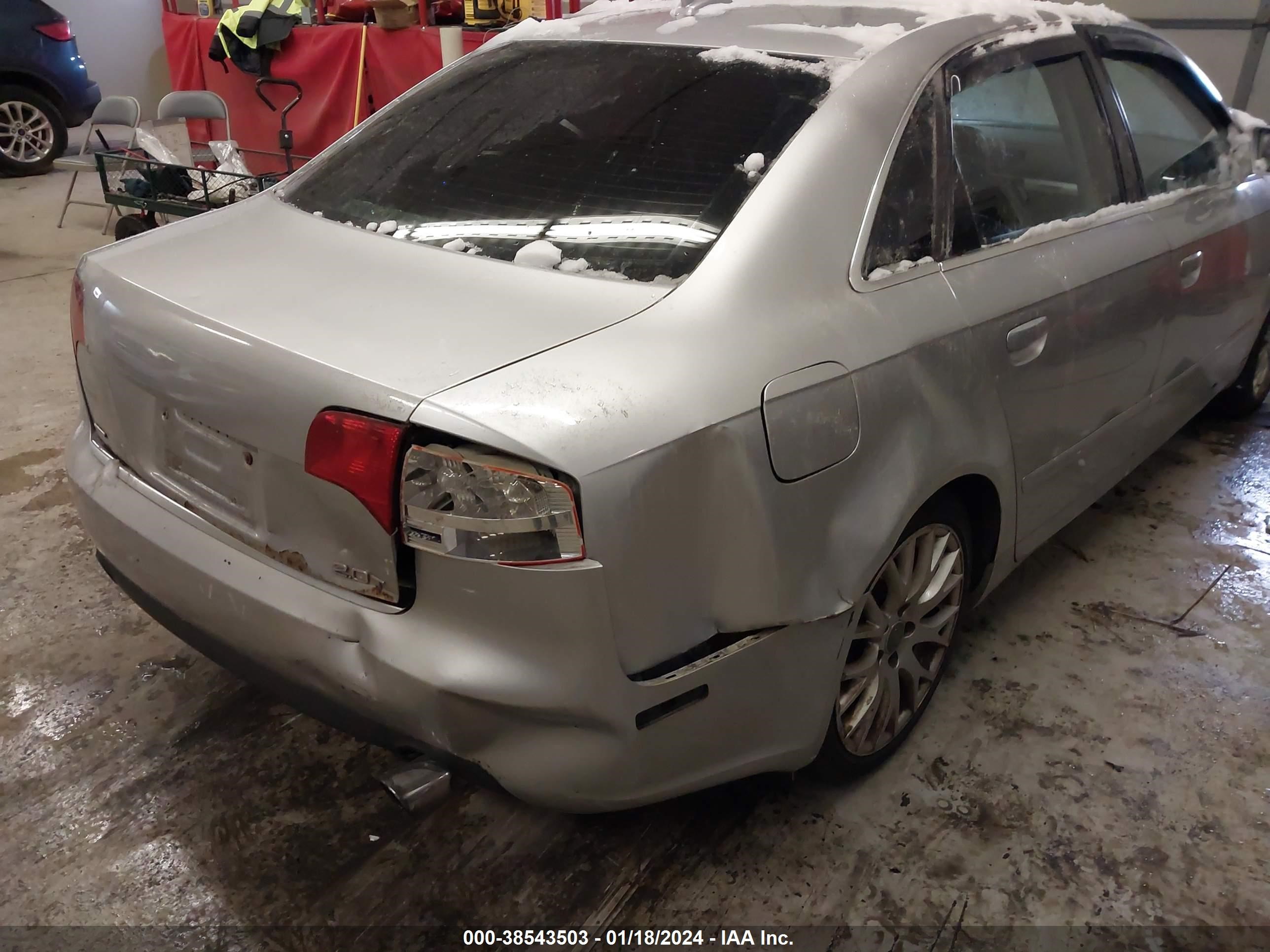 Photo 5 VIN: WAUDF68EX5A439580 - AUDI A4 