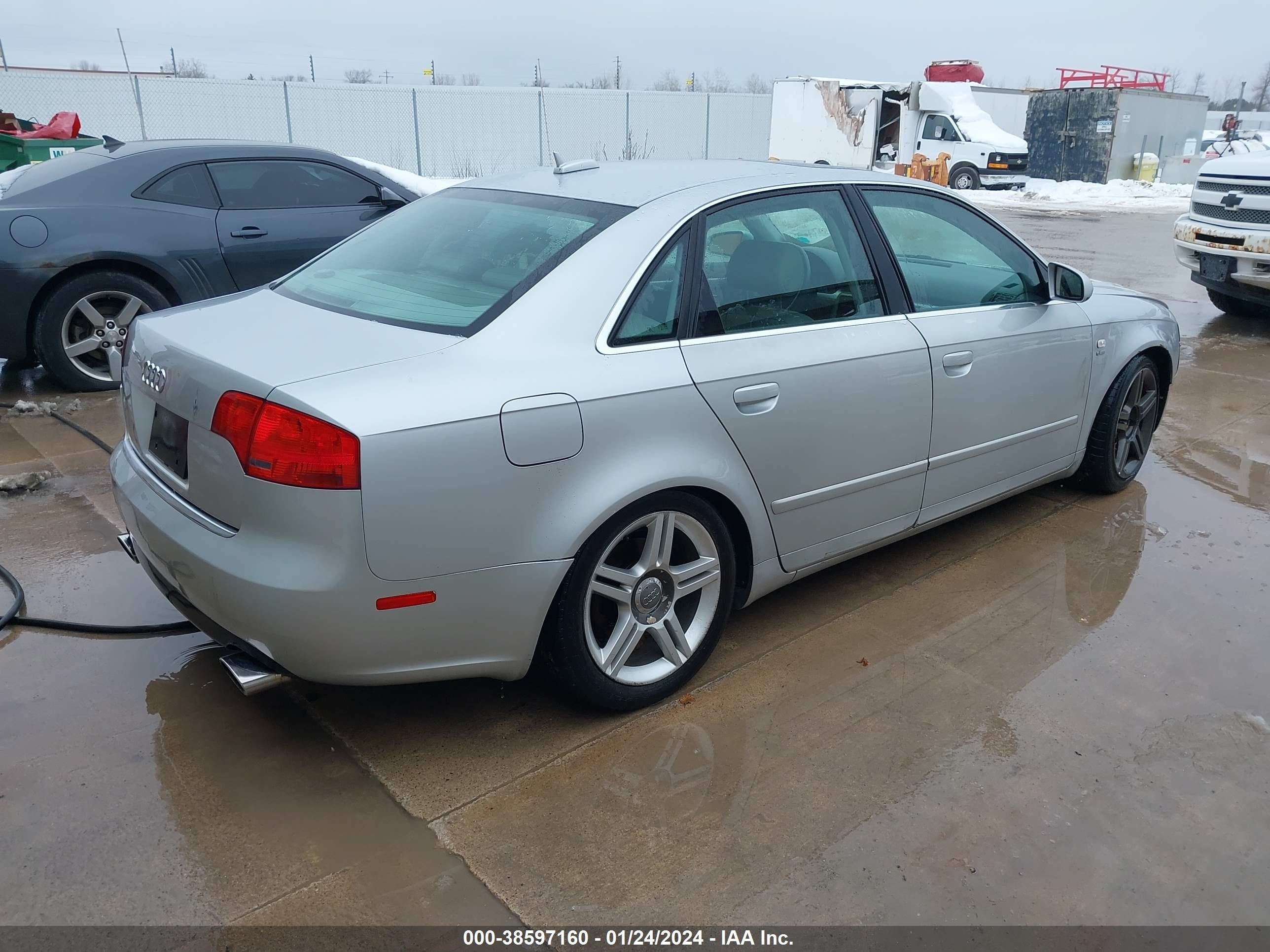 Photo 3 VIN: WAUDF78E06A040748 - AUDI A4 