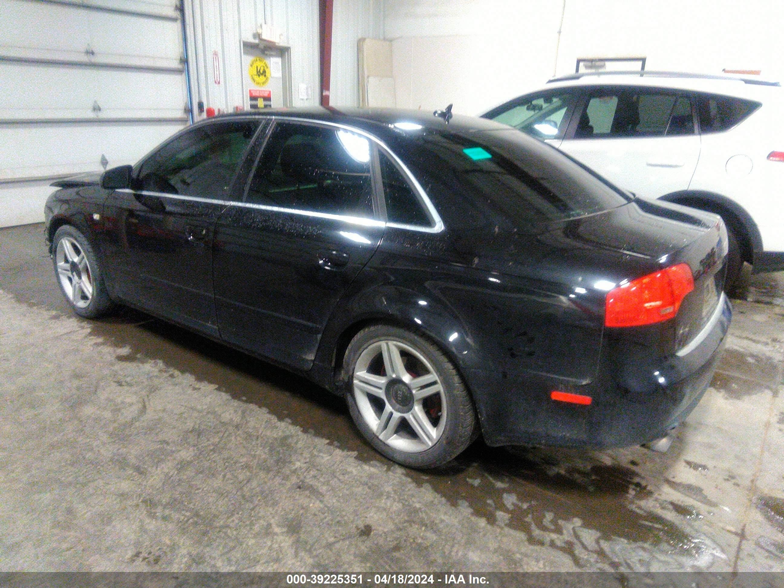 Photo 2 VIN: WAUDF78E27A247580 - AUDI A4 