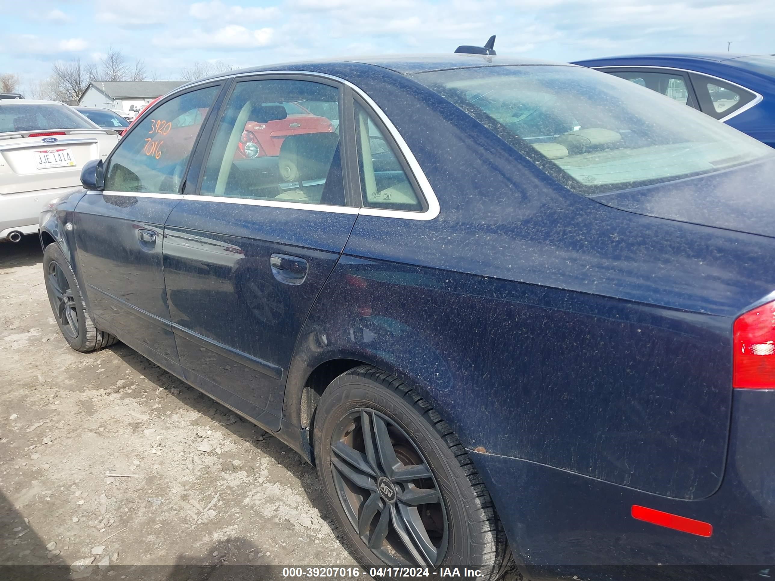 Photo 13 VIN: WAUDF78E46A144353 - AUDI A4 