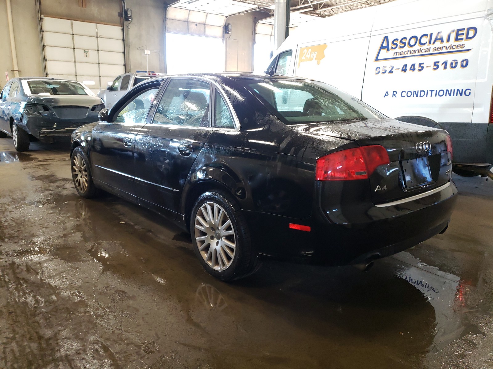 Photo 2 VIN: WAUDF78E67A052159 - AUDI A4 2.0T QU 