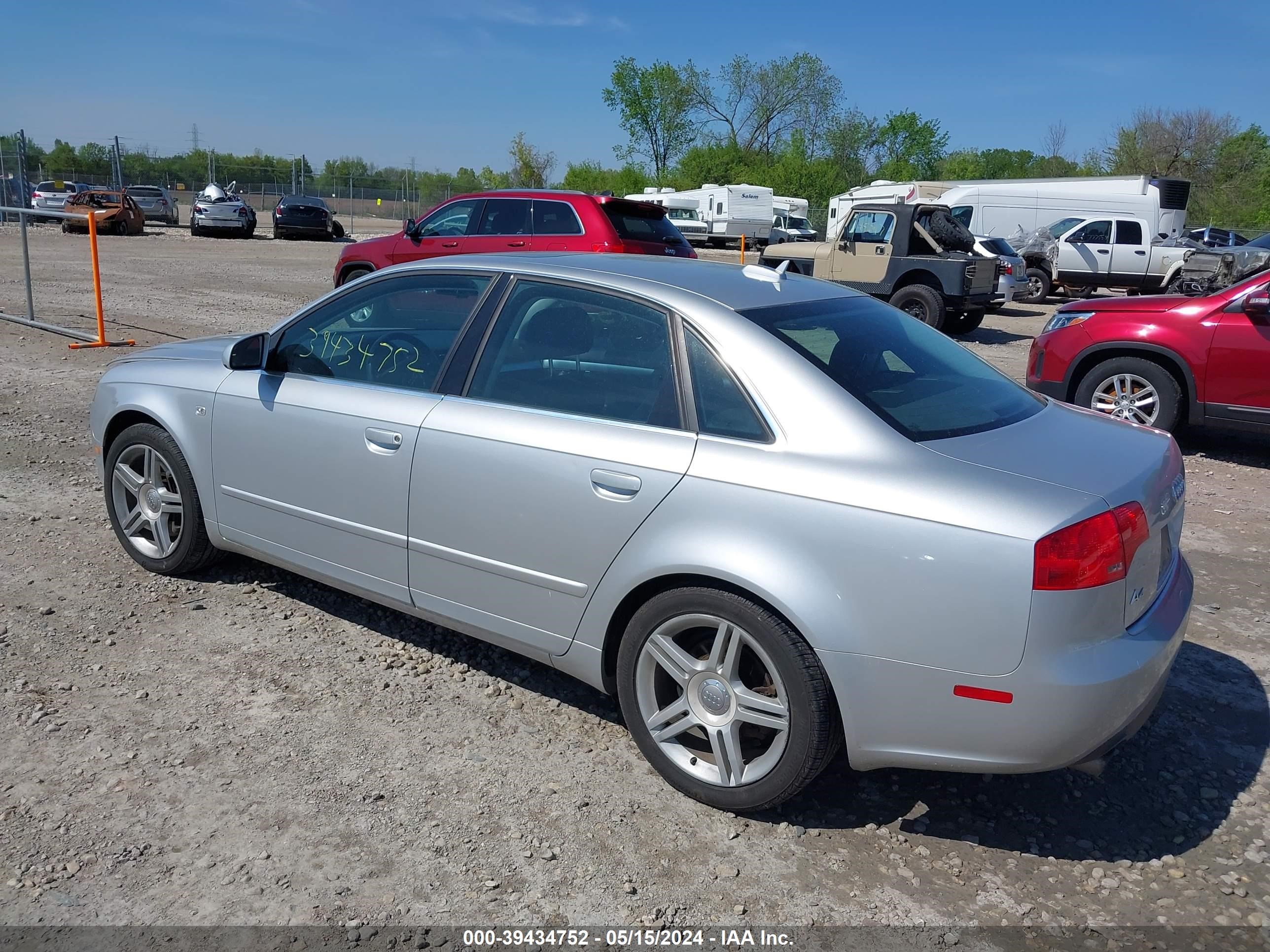 Photo 2 VIN: WAUDF78EX6A282589 - AUDI A4 