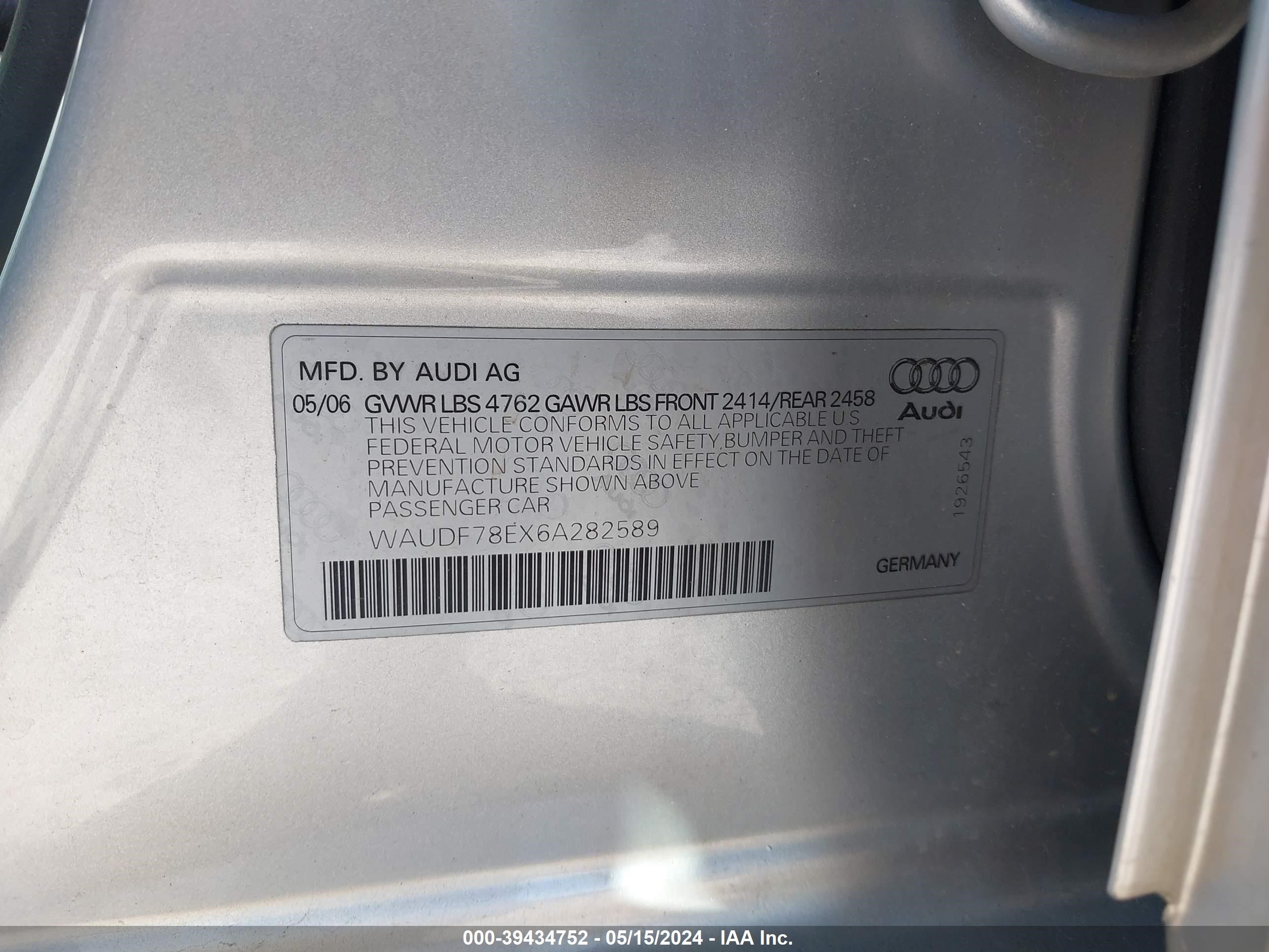 Photo 8 VIN: WAUDF78EX6A282589 - AUDI A4 