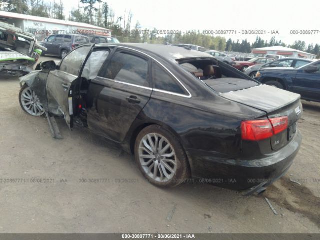 Photo 2 VIN: WAUDFAFC0CN142277 - AUDI A6 