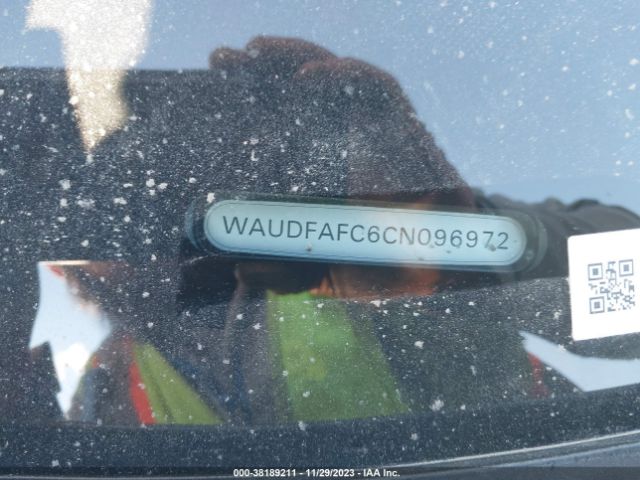 Photo 8 VIN: WAUDFAFC6CN096972 - AUDI A6 