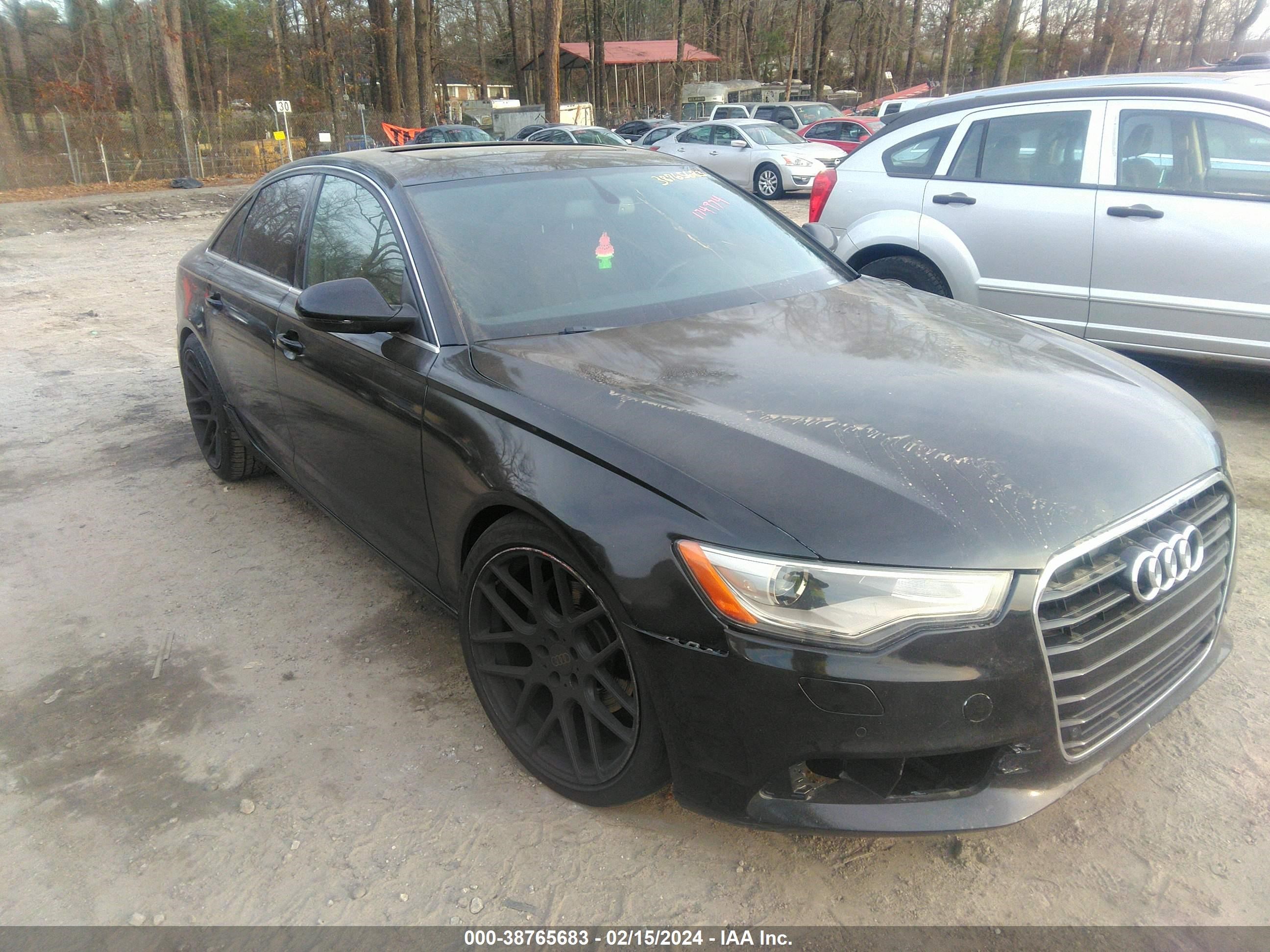 Photo 0 VIN: WAUDFAFC6CN174974 - AUDI A6 