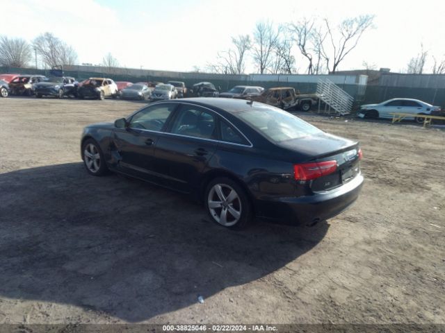 Photo 2 VIN: WAUDFAFC8CN127297 - AUDI A6 