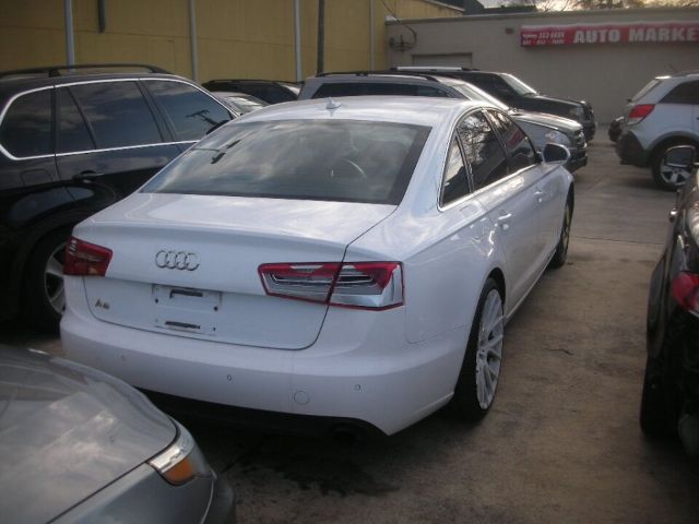 Photo 1 VIN: WAUDFAFC8DN011082 - AUDI A6 