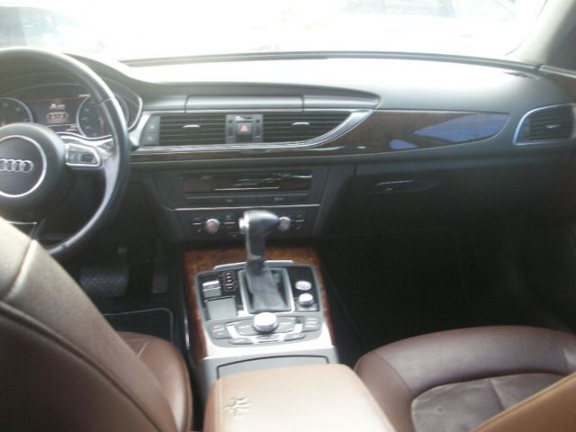 Photo 5 VIN: WAUDFAFC8DN011082 - AUDI A6 