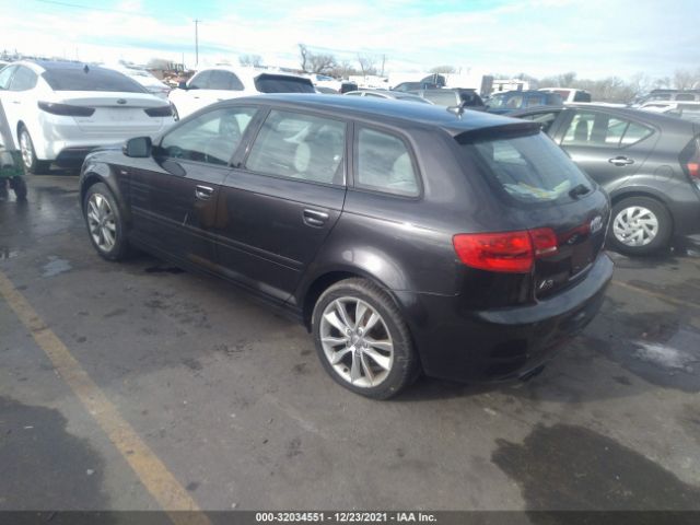 Photo 2 VIN: WAUDFAFM8CA023957 - AUDI A3 