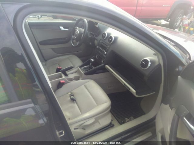 Photo 4 VIN: WAUDFAFM8CA023957 - AUDI A3 