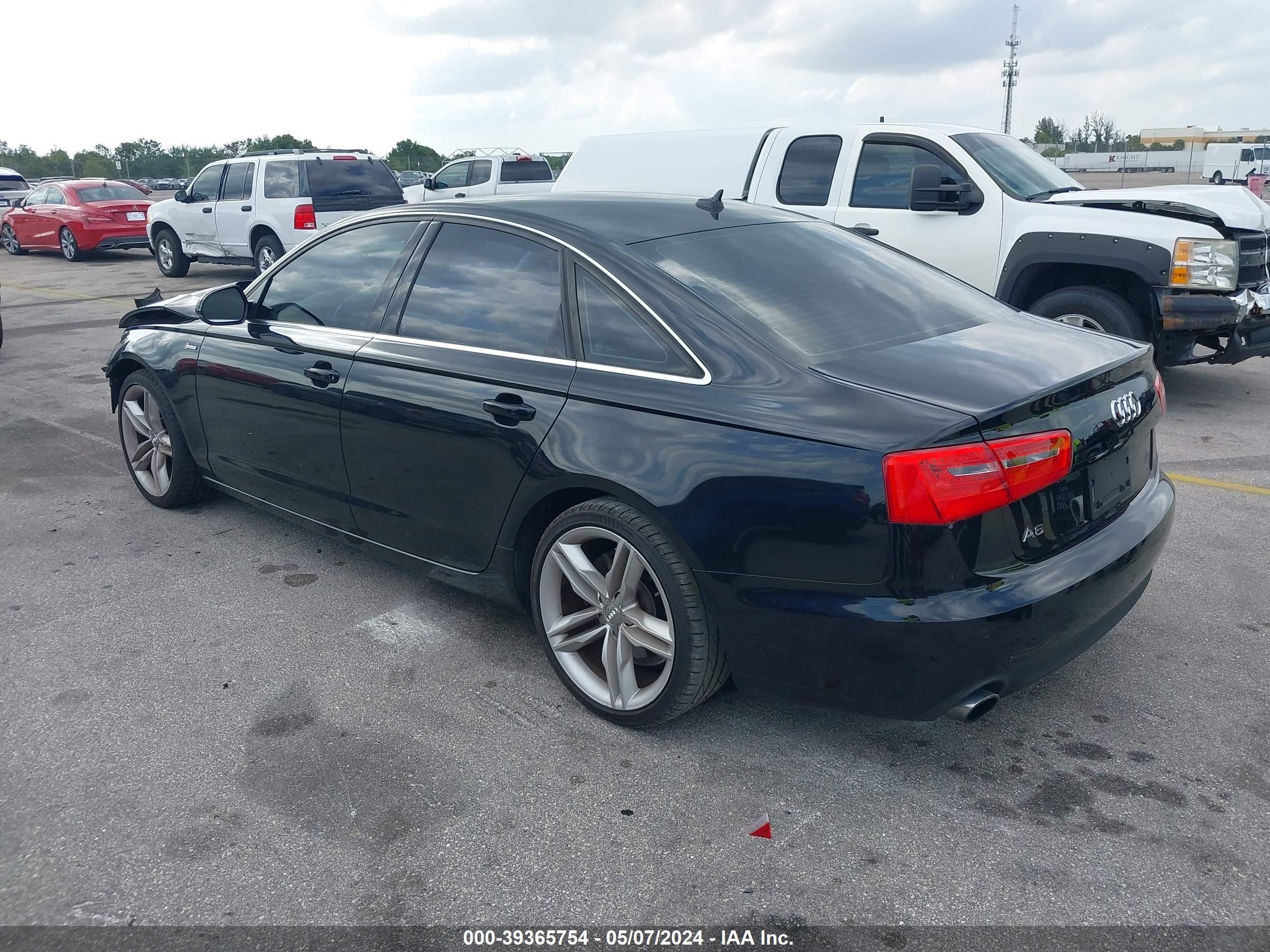 Photo 2 VIN: WAUDFBFC5CN145360 - AUDI A6 