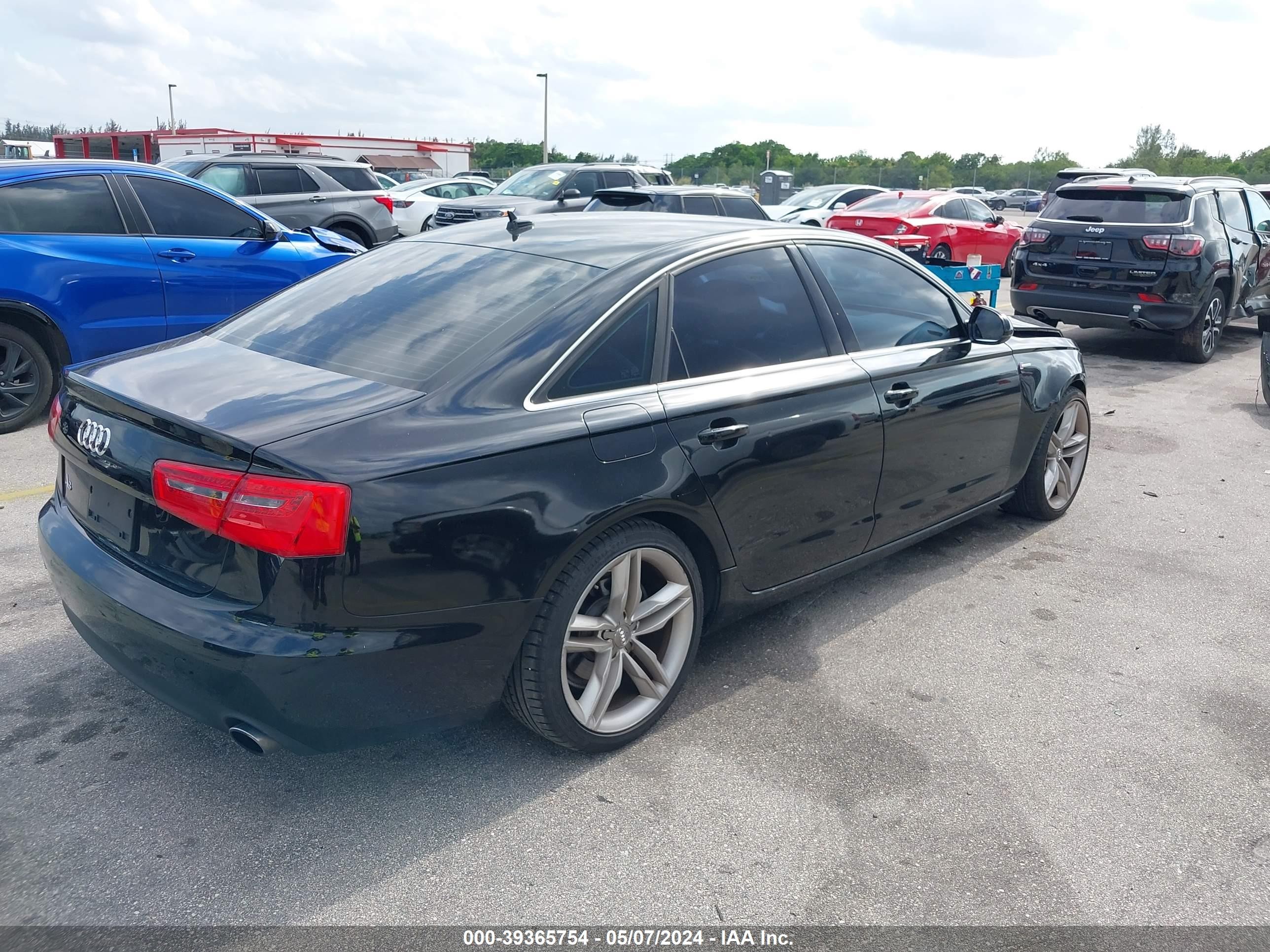 Photo 3 VIN: WAUDFBFC5CN145360 - AUDI A6 