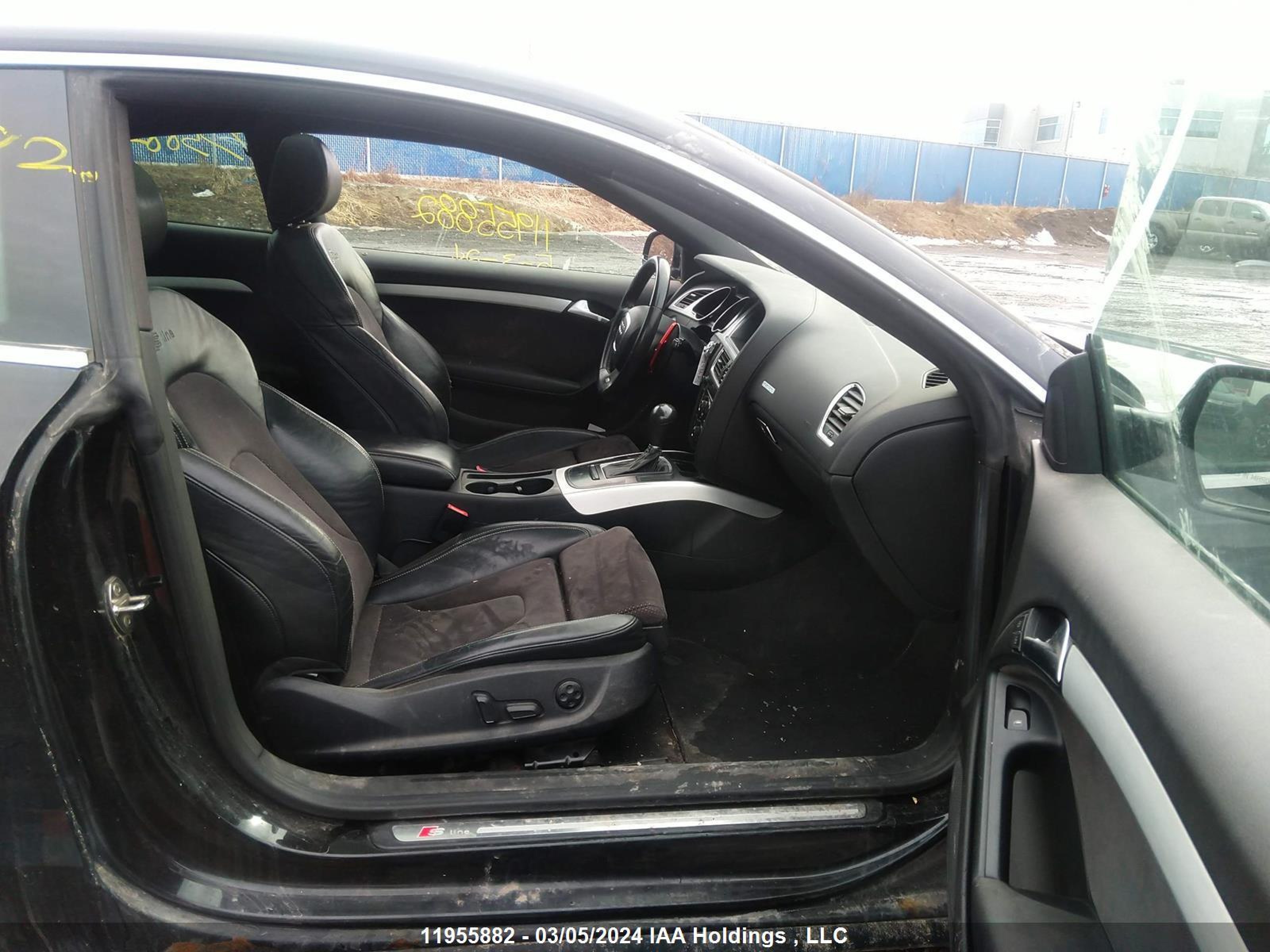 Photo 4 VIN: WAUDFBFR8AA062370 - AUDI A5 