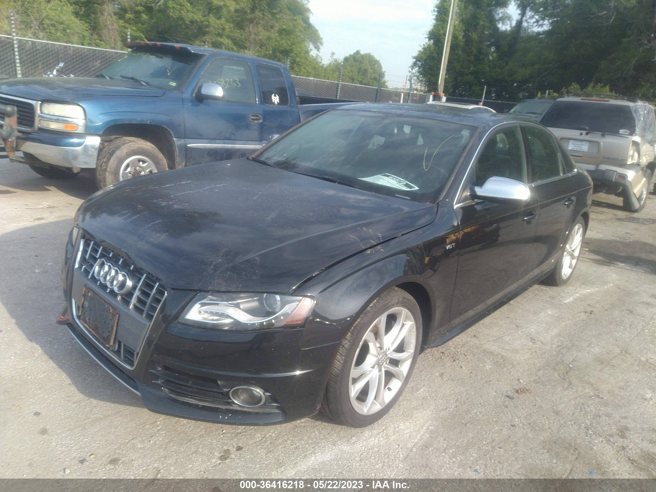 Photo 1 VIN: WAUDGAFL6BA133876 - AUDI S4 