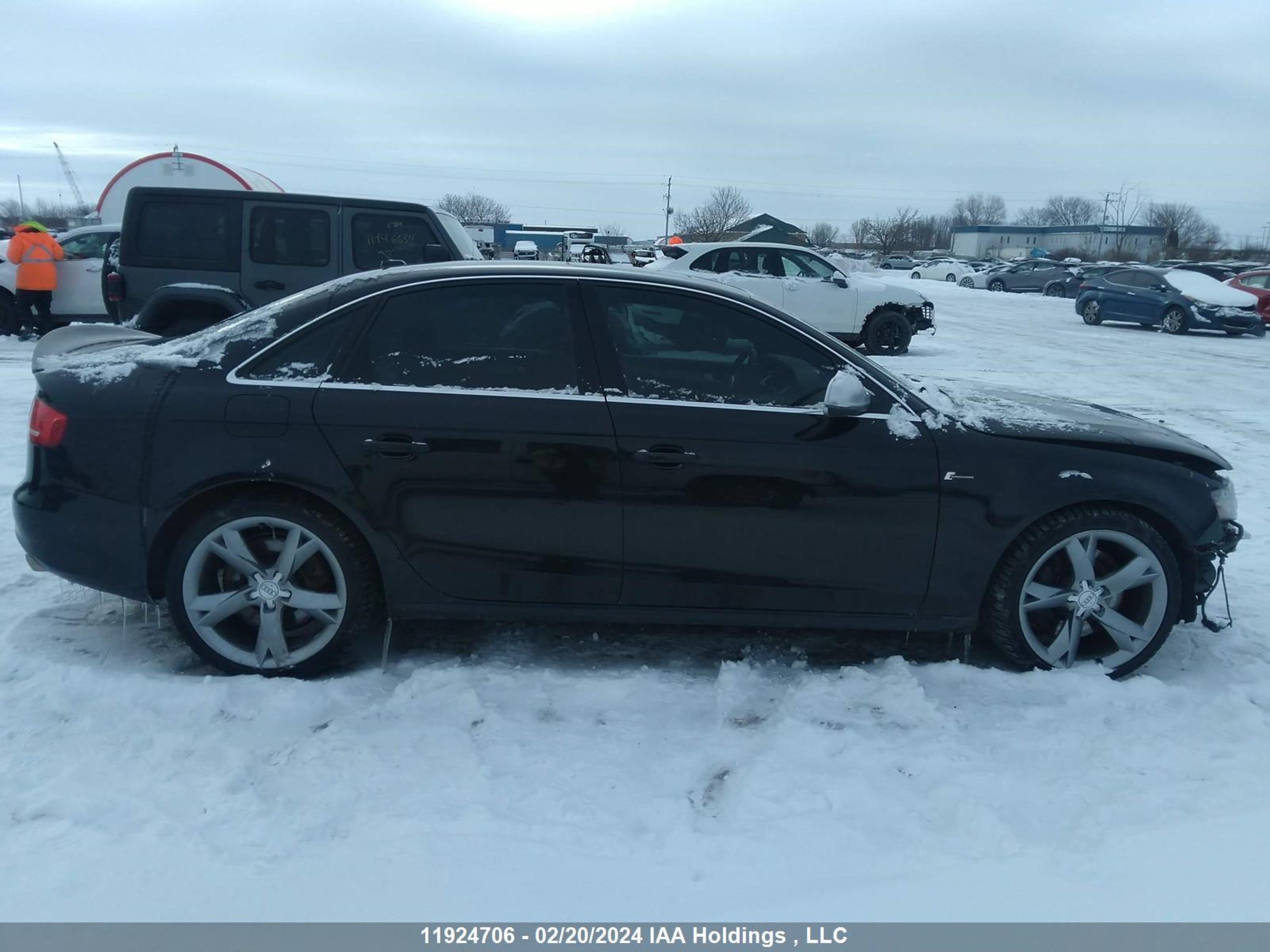 Photo 12 VIN: WAUDGCFL1BA030442 - AUDI S4 