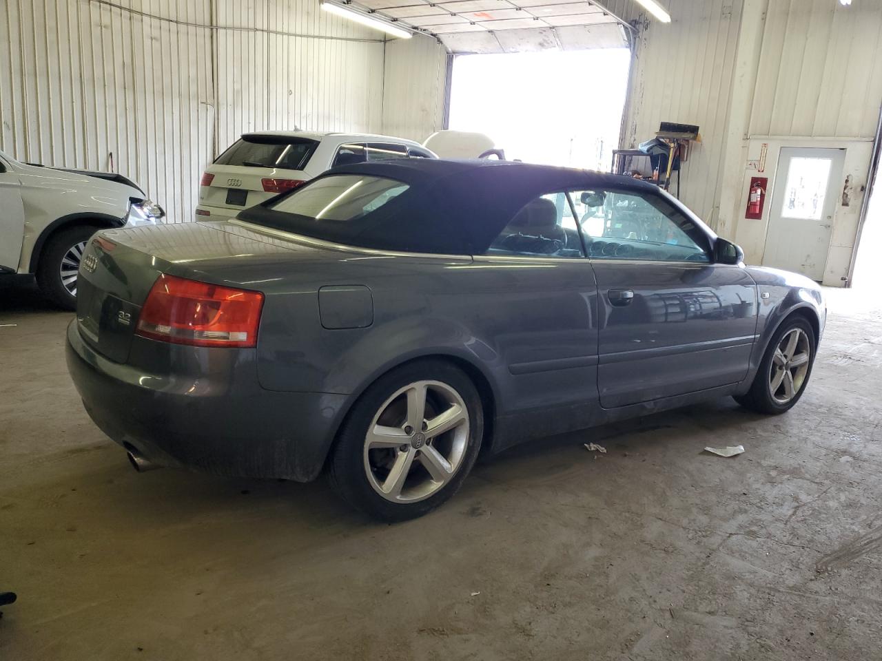 Photo 2 VIN: WAUDH48H07K032616 - AUDI A4 