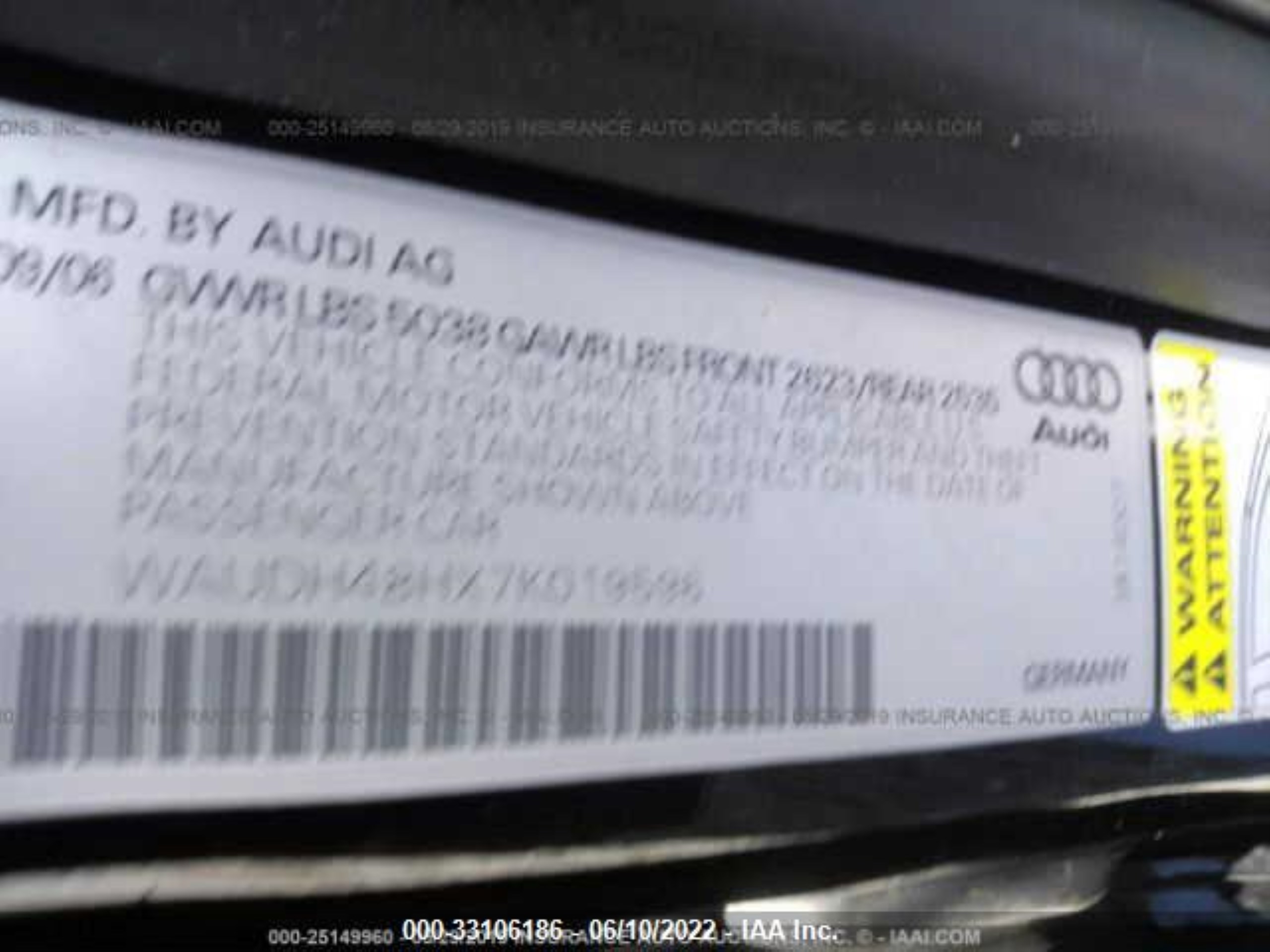 Photo 8 VIN: WAUDH48HX7K019596 - AUDI A4 