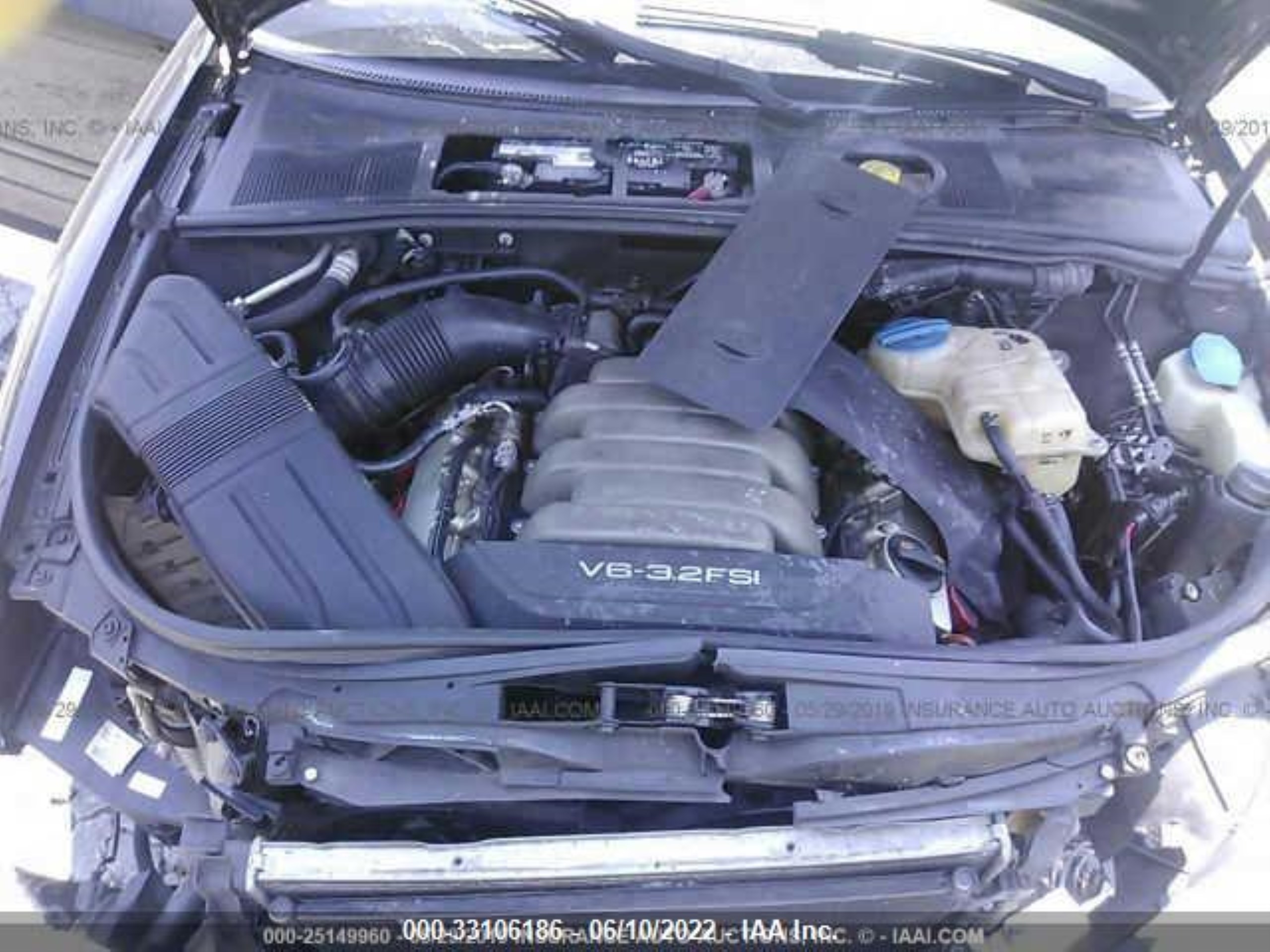 Photo 9 VIN: WAUDH48HX7K019596 - AUDI A4 