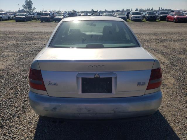 Photo 5 VIN: WAUDH68D2YA133172 - AUDI A4 