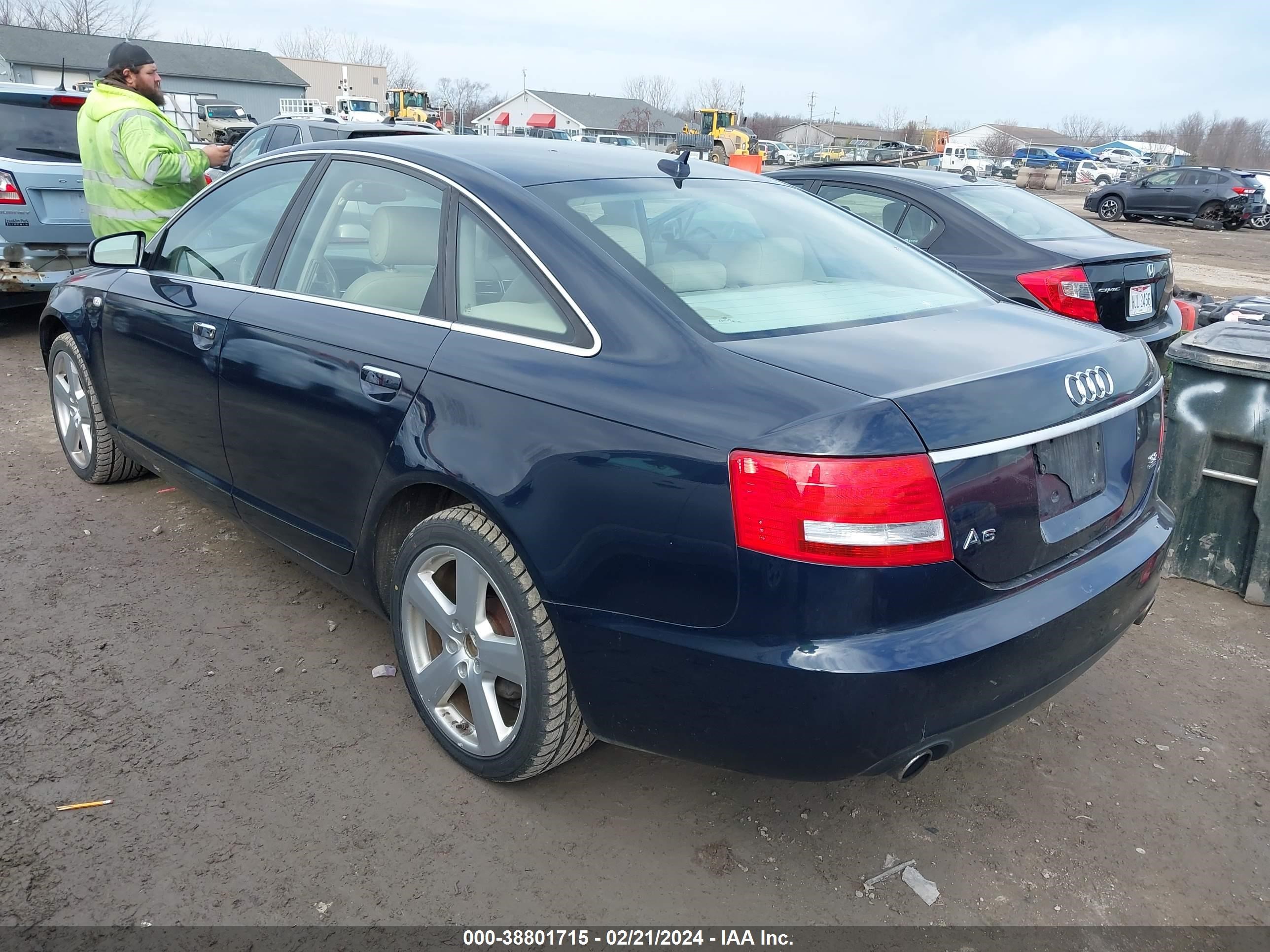 Photo 2 VIN: WAUDH74F48N164106 - AUDI A6 