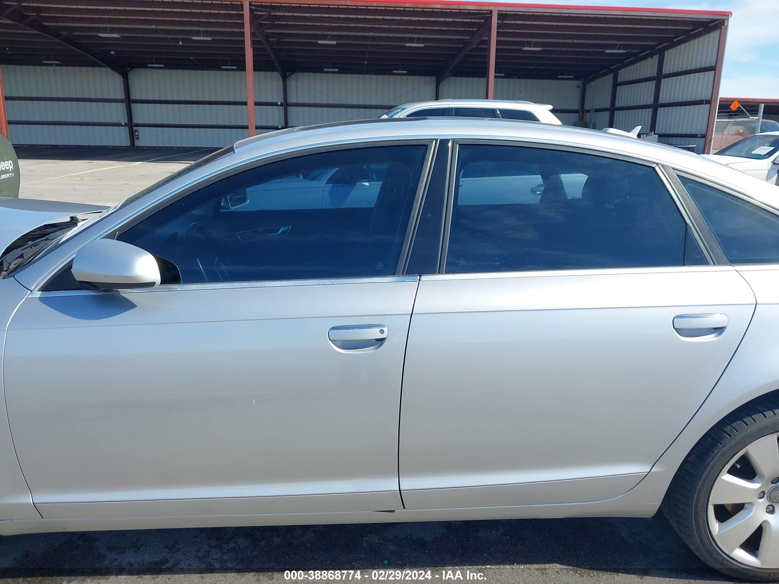 Photo 13 VIN: WAUDH74F76N087535 - AUDI A6 