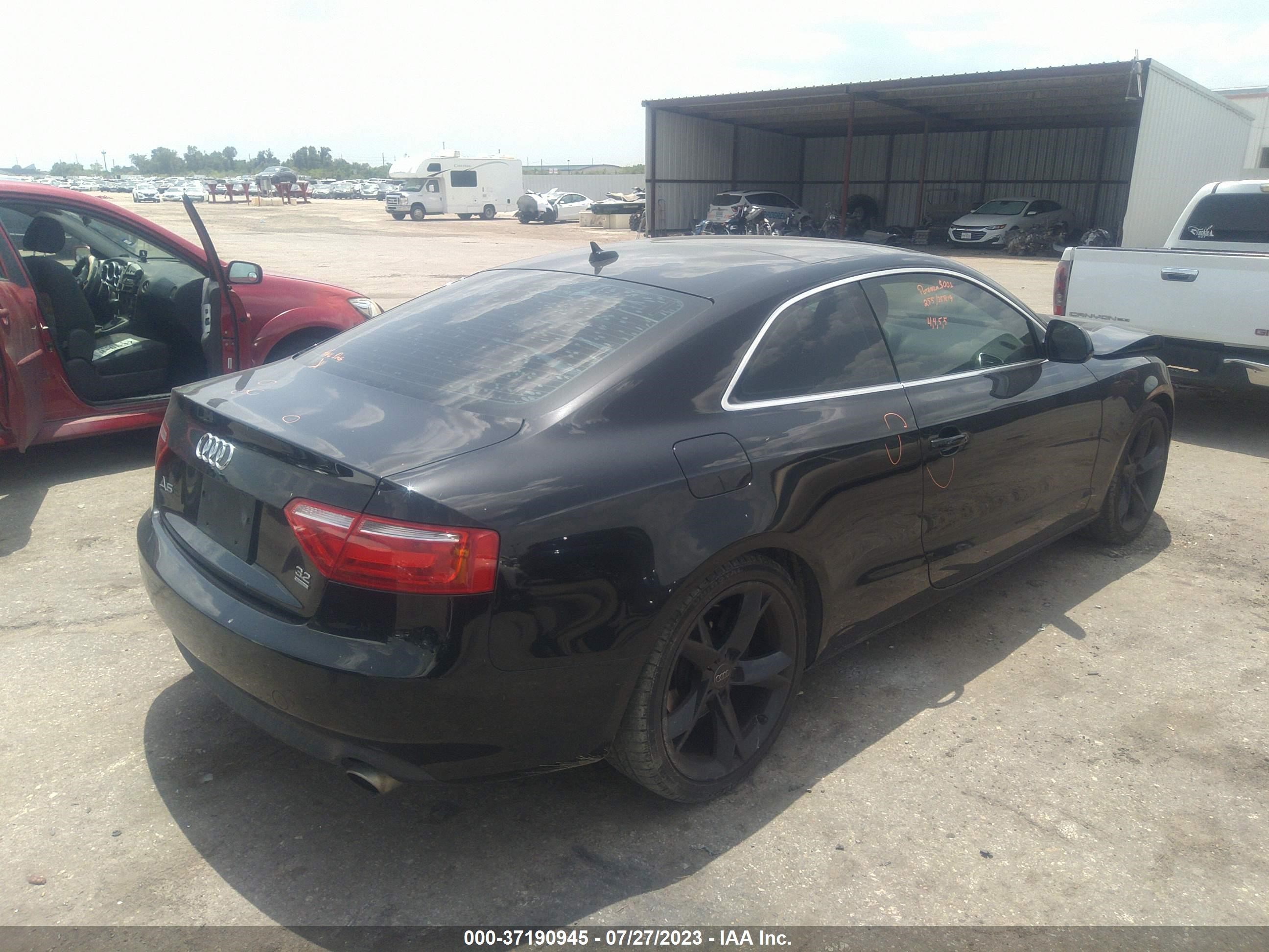 Photo 3 VIN: WAUDK78T09A016030 - AUDI A5 