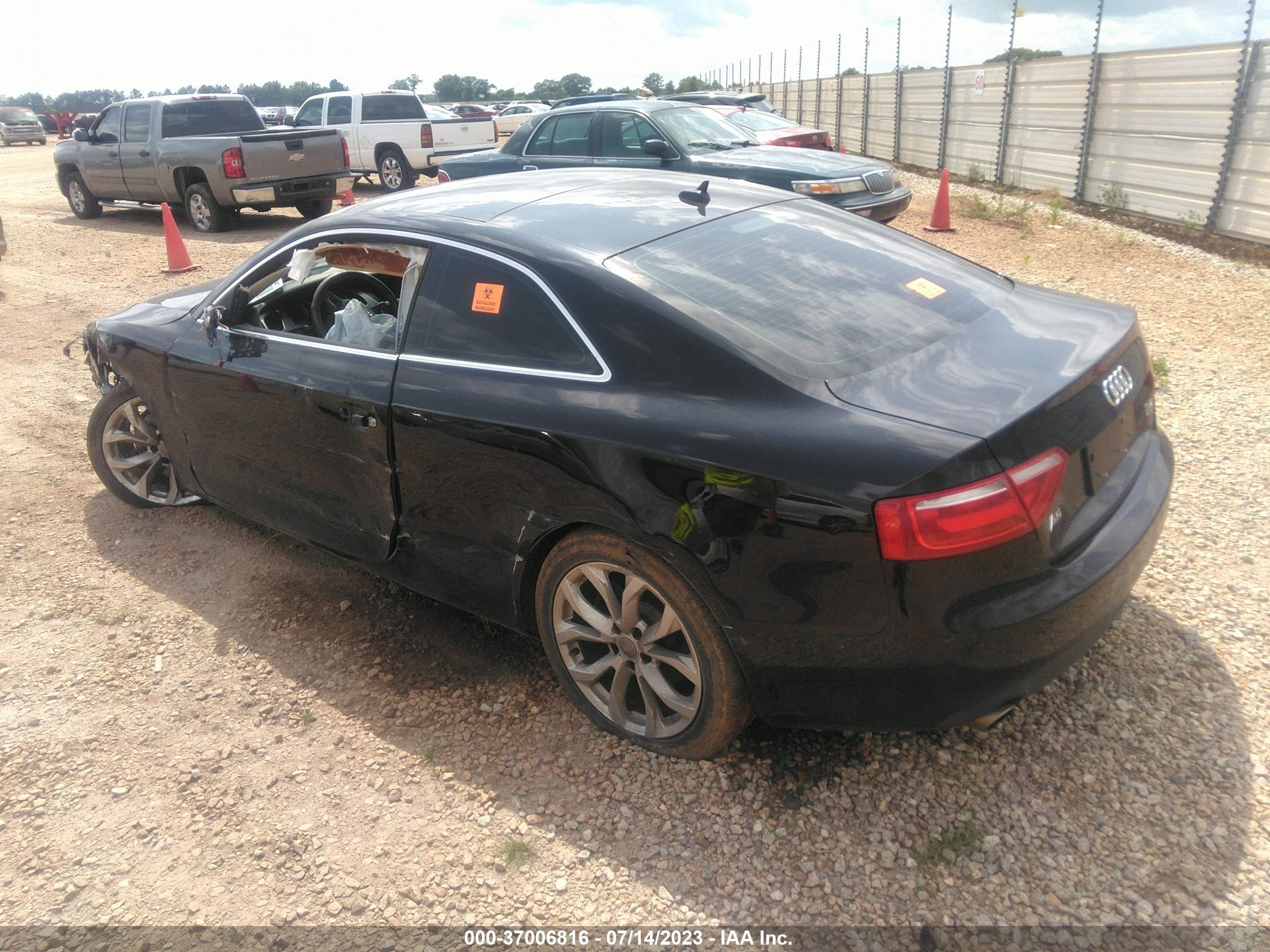 Photo 2 VIN: WAUDK78T29A022332 - AUDI A5 