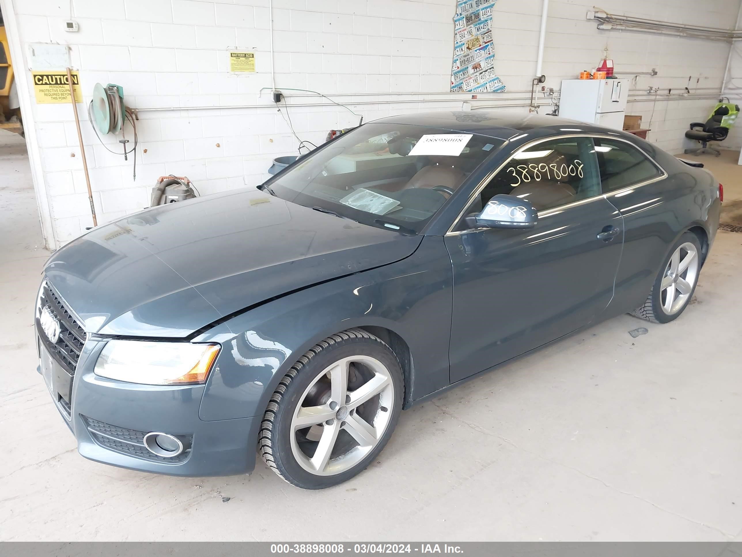 Photo 1 VIN: WAUDK78T39A024428 - AUDI A5 