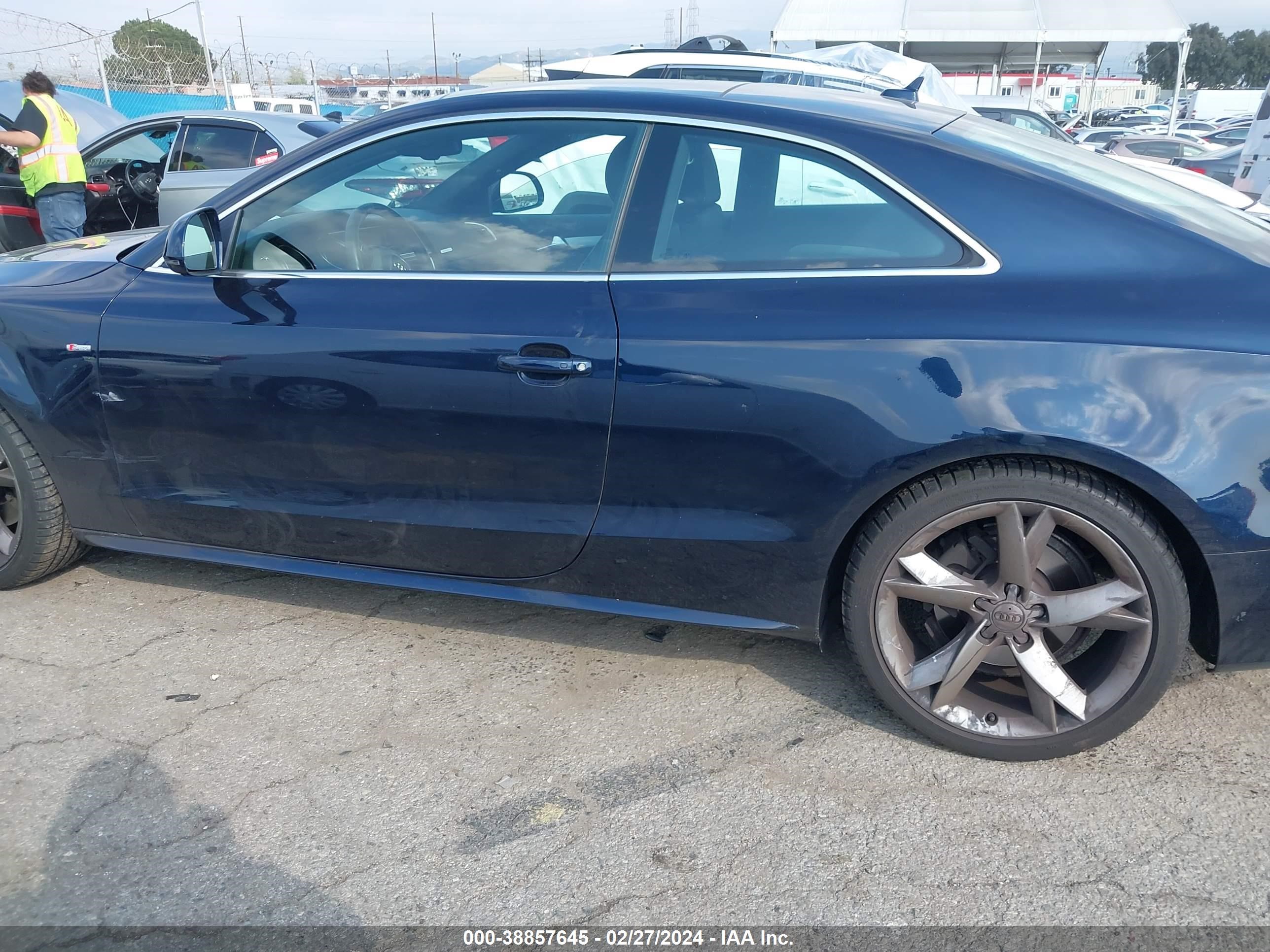 Photo 13 VIN: WAUDK78T49A004589 - AUDI A5 