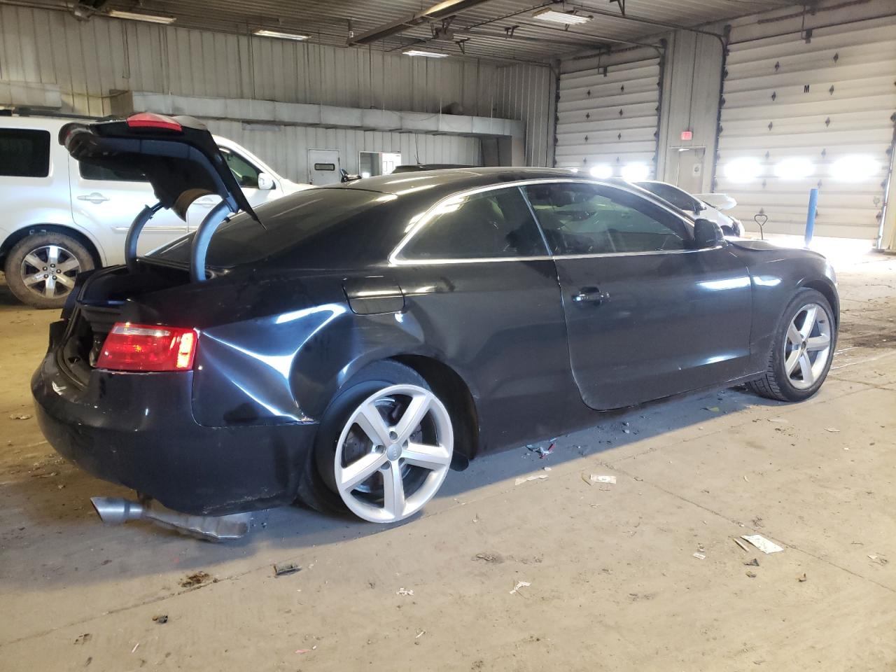 Photo 2 VIN: WAUDK78T69A015786 - AUDI A5 