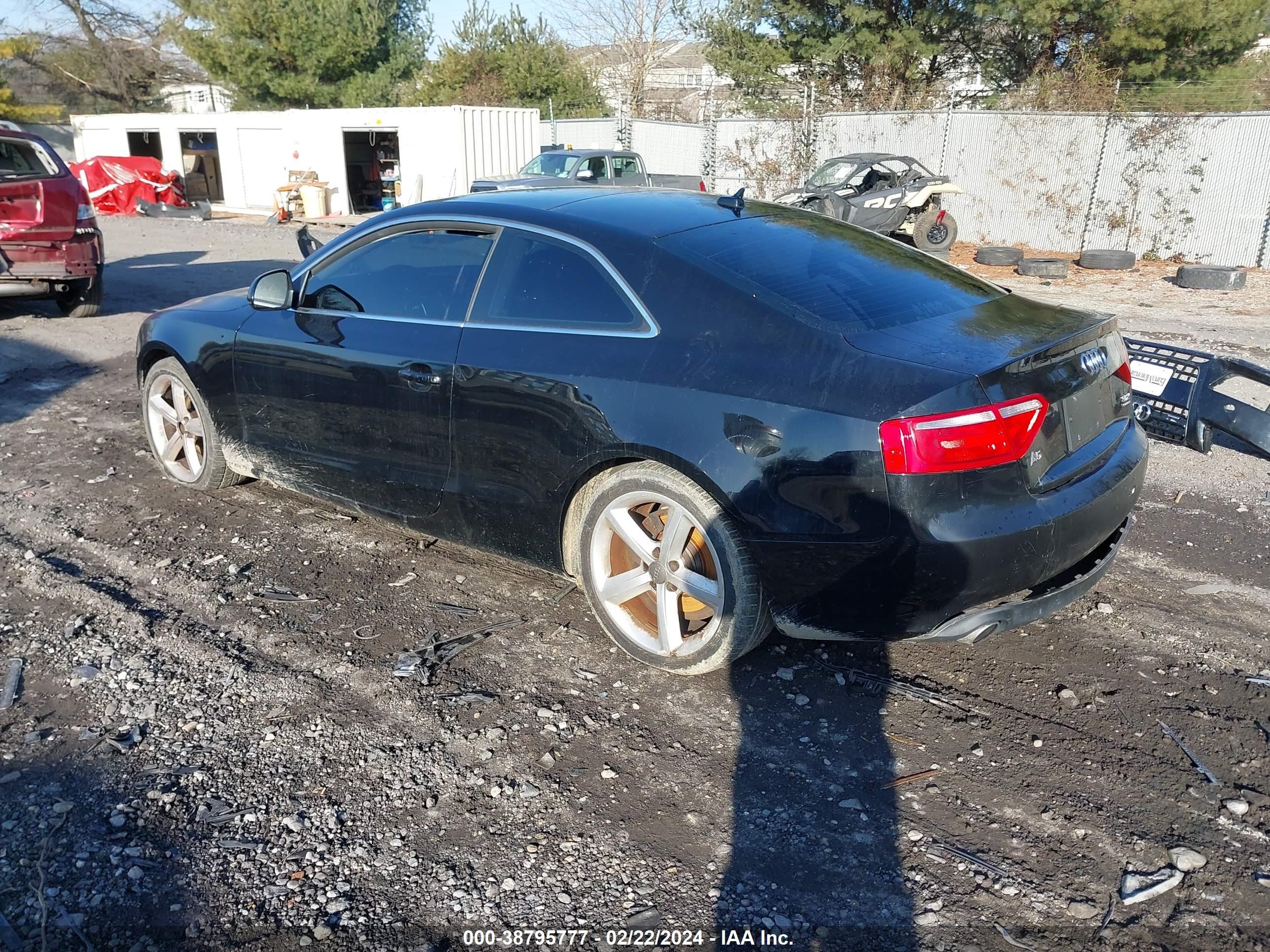 Photo 2 VIN: WAUDK78T79A022178 - AUDI A5 