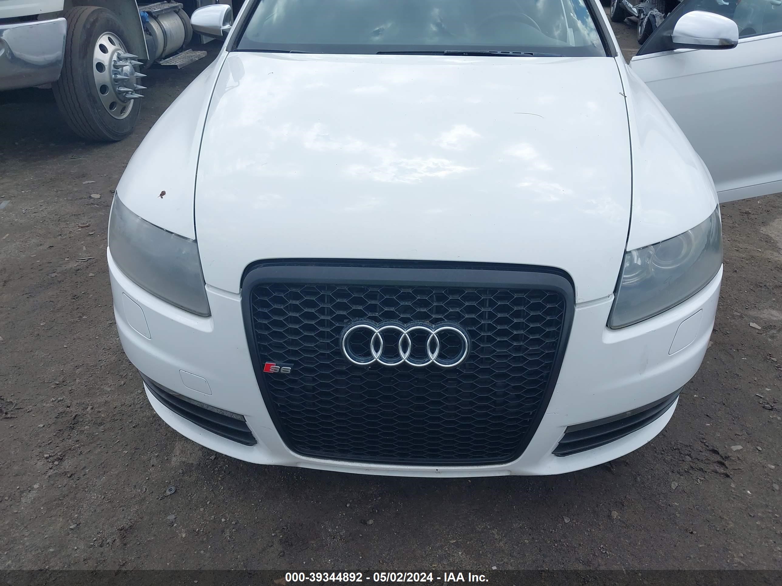 Photo 5 VIN: WAUDN74F48N148786 - AUDI S6 