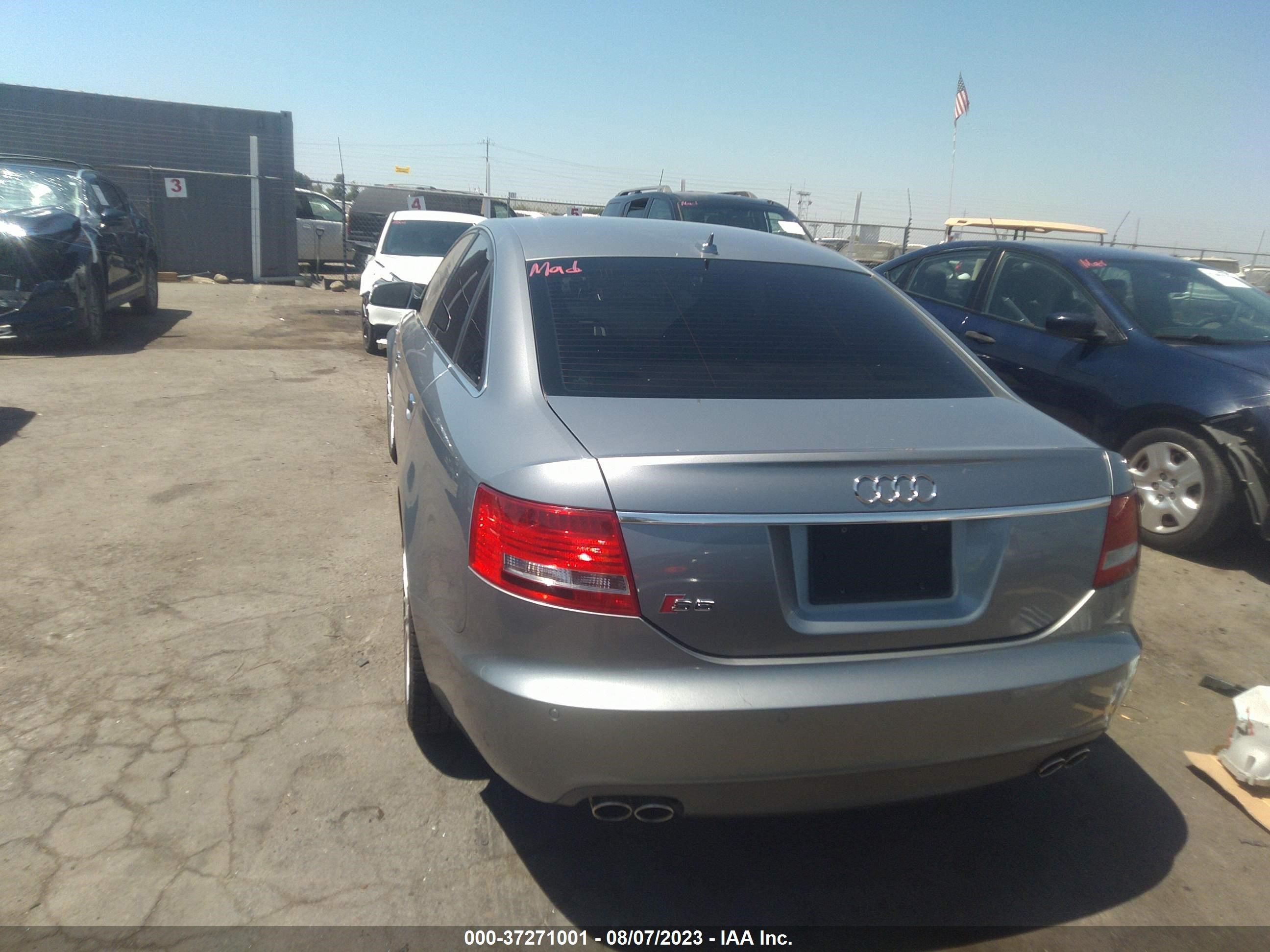 Photo 16 VIN: WAUDN74F78N146823 - AUDI S6 