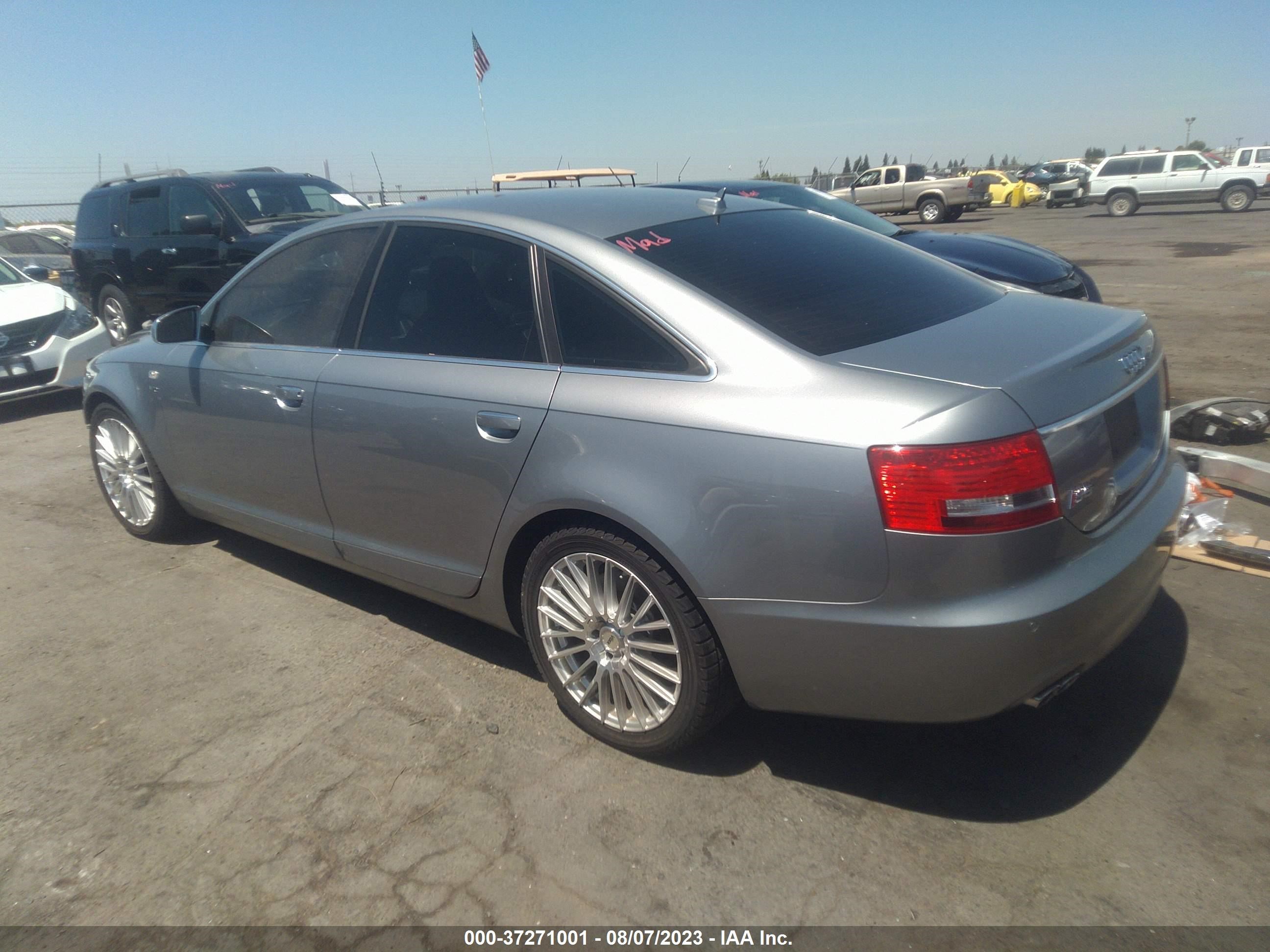 Photo 2 VIN: WAUDN74F78N146823 - AUDI S6 