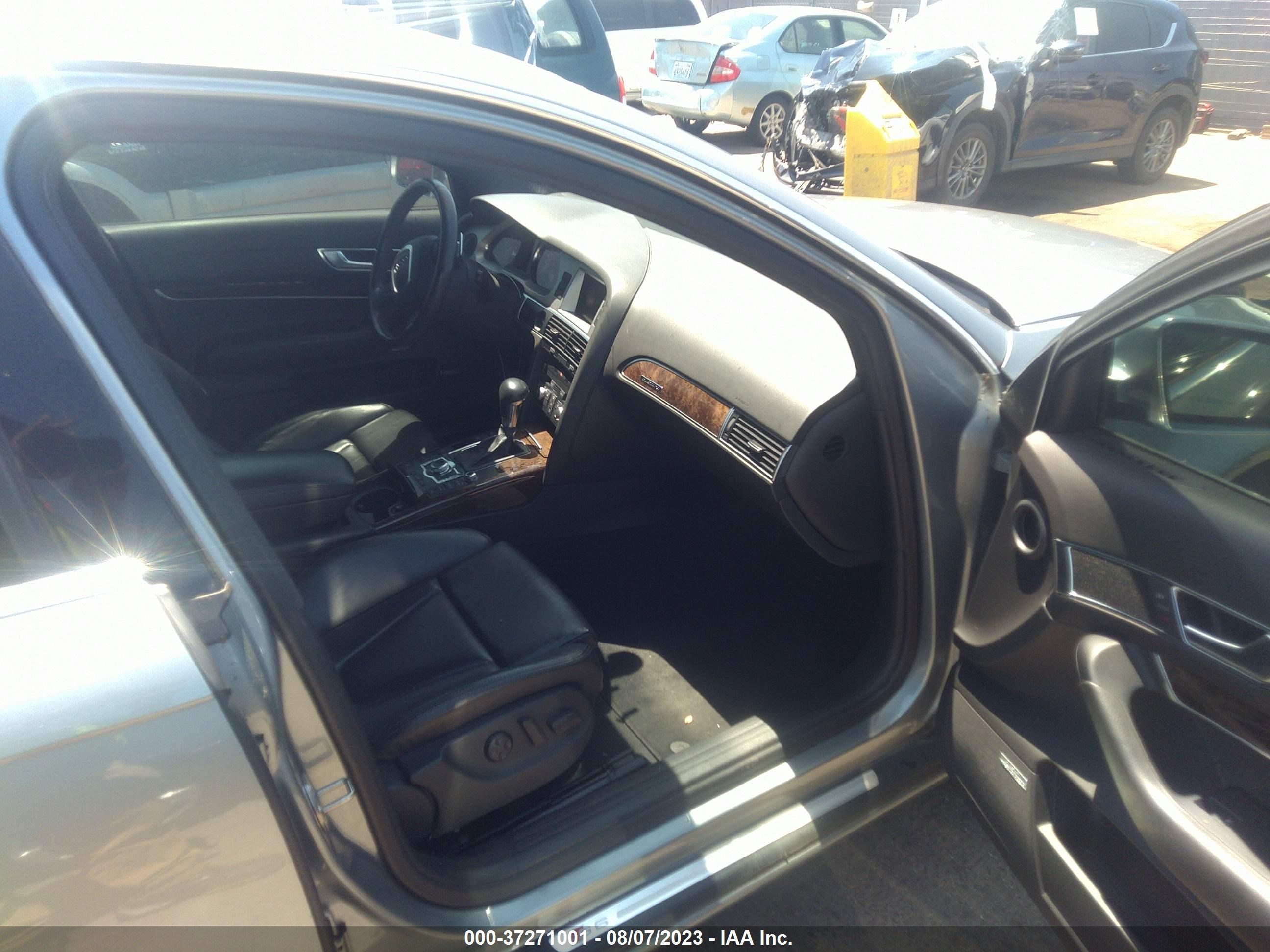 Photo 4 VIN: WAUDN74F78N146823 - AUDI S6 