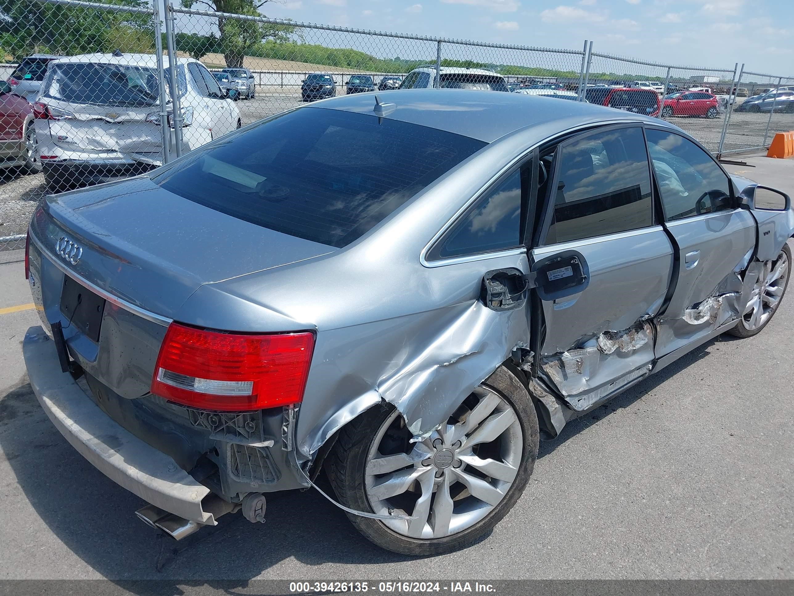 Photo 3 VIN: WAUDN74FX8N078095 - AUDI S6 