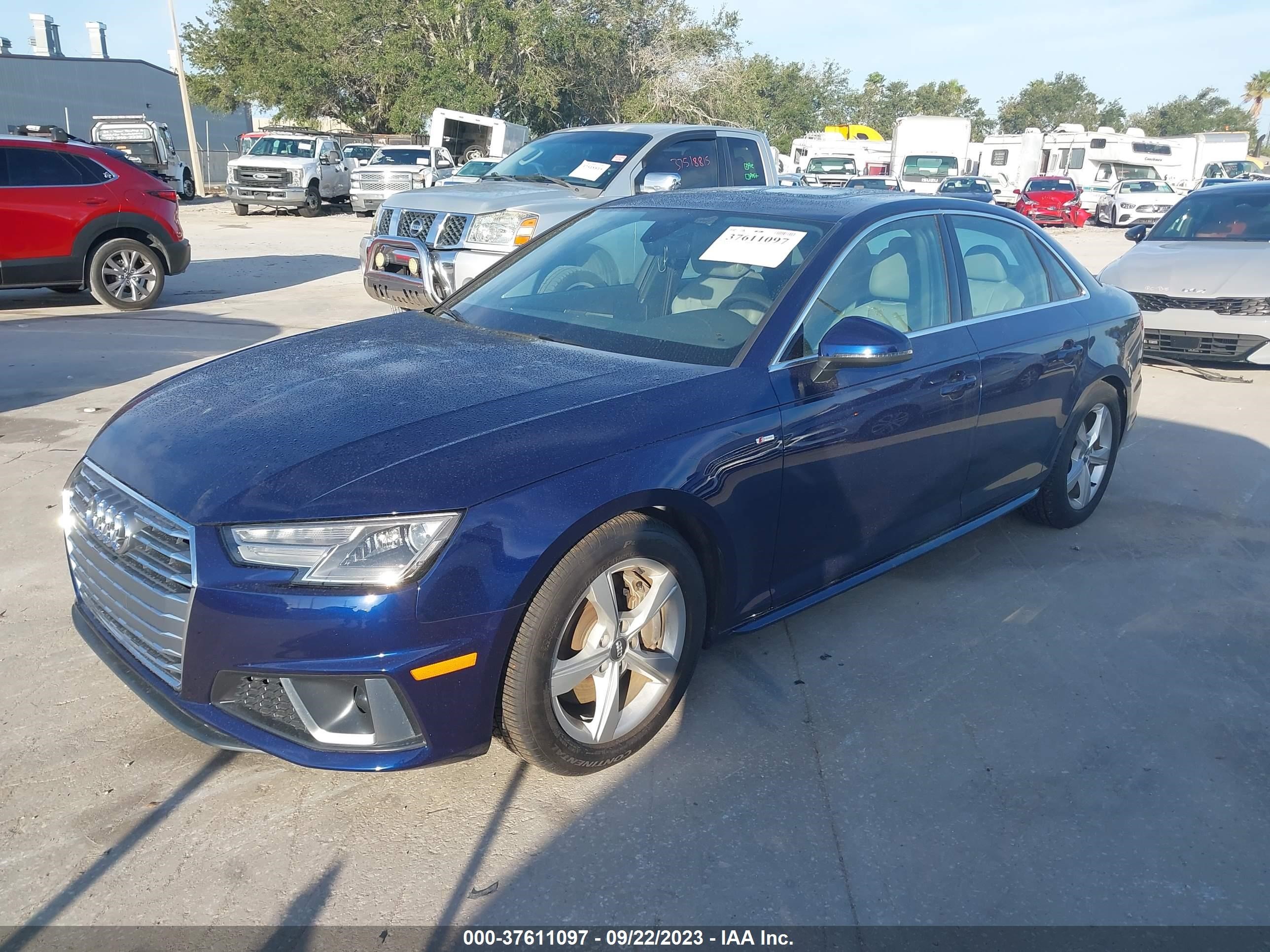 Photo 1 VIN: WAUDNAF41KN003589 - AUDI A4 