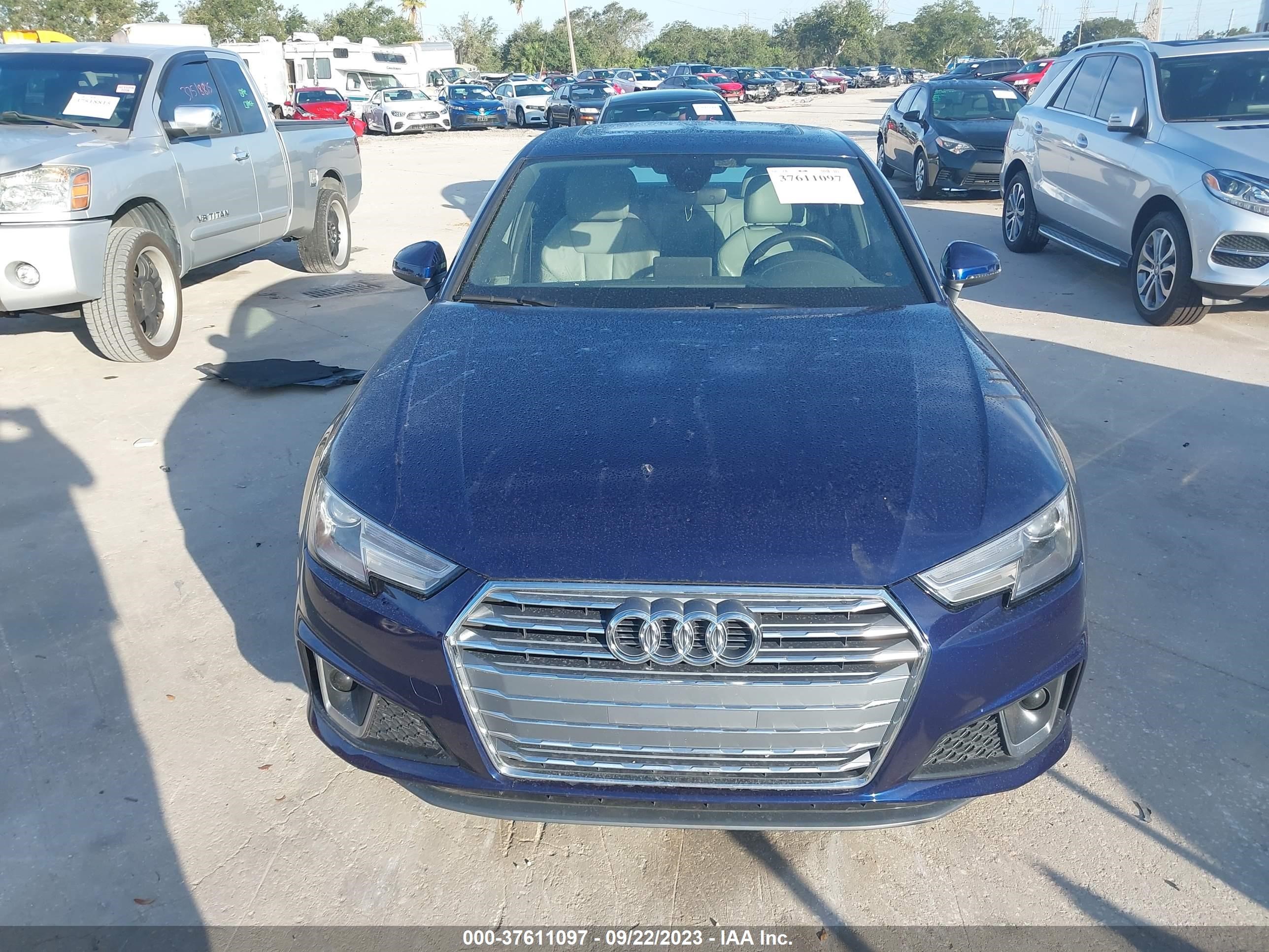 Photo 11 VIN: WAUDNAF41KN003589 - AUDI A4 