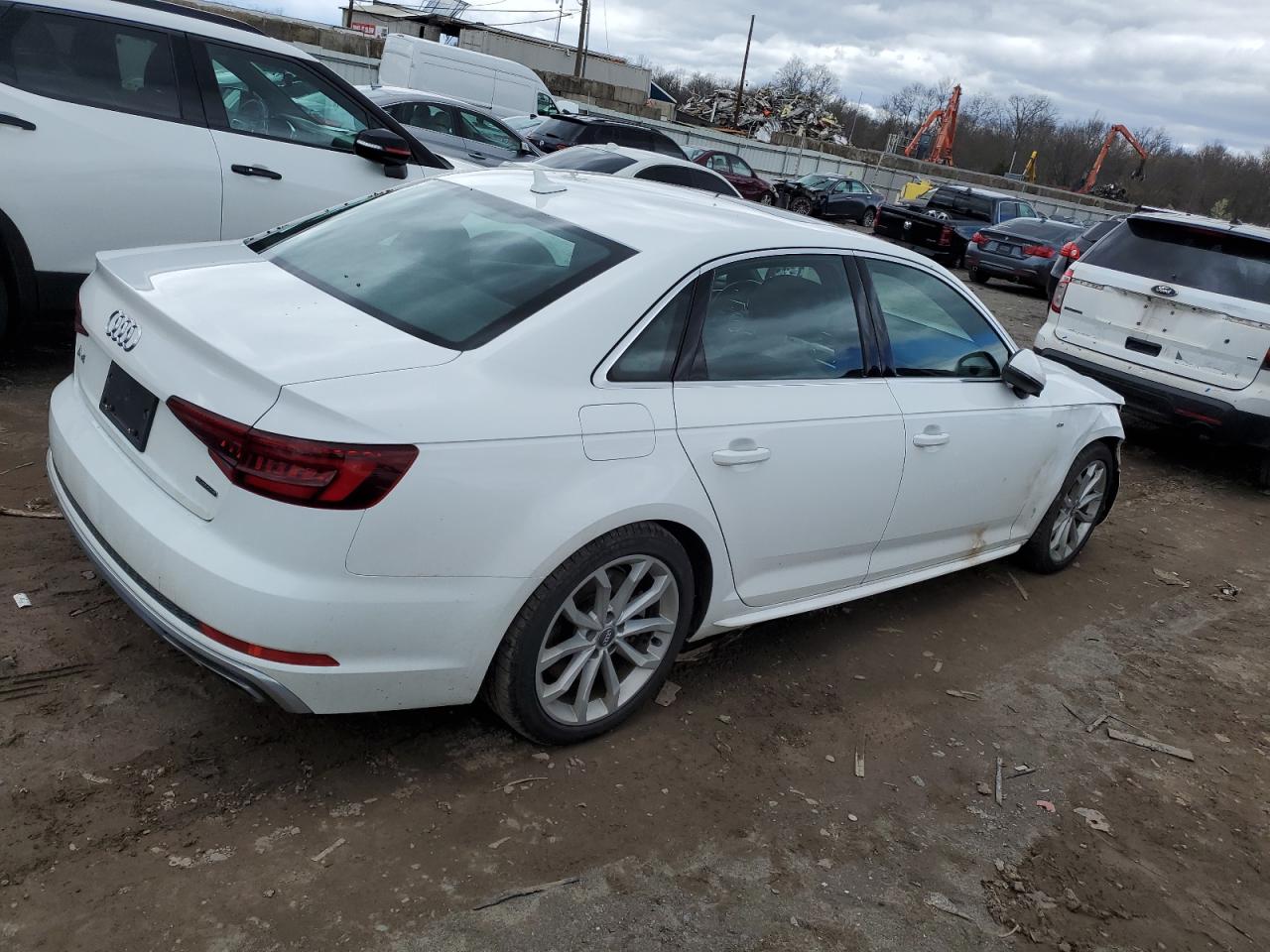 Photo 2 VIN: WAUDNAF43KN006221 - AUDI A4 