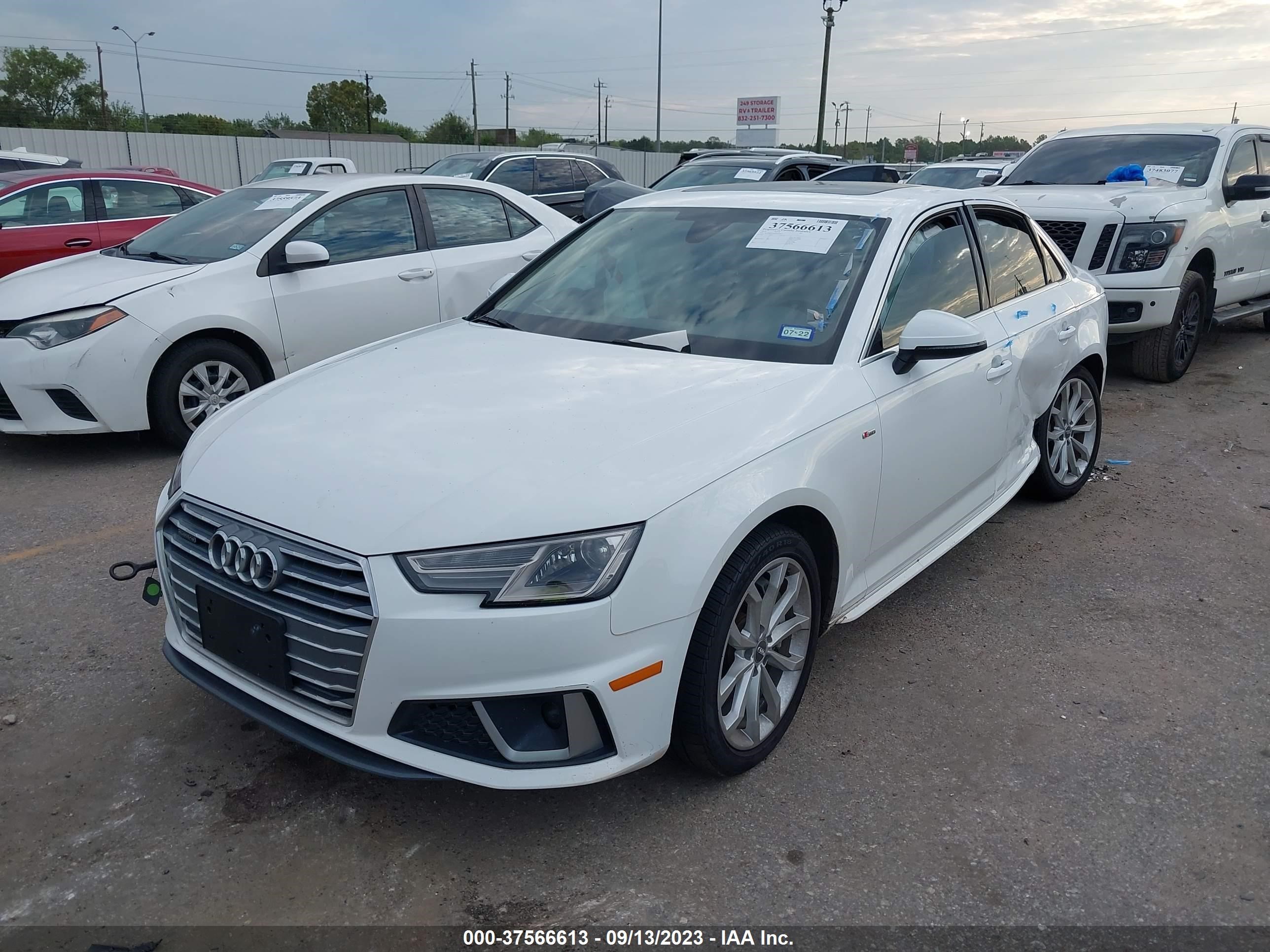 Photo 1 VIN: WAUDNAF43KN016814 - AUDI A4 