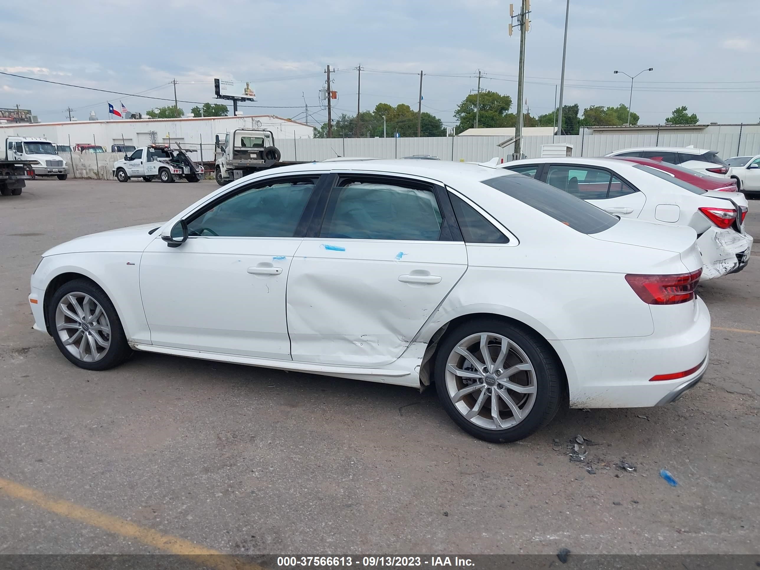 Photo 13 VIN: WAUDNAF43KN016814 - AUDI A4 