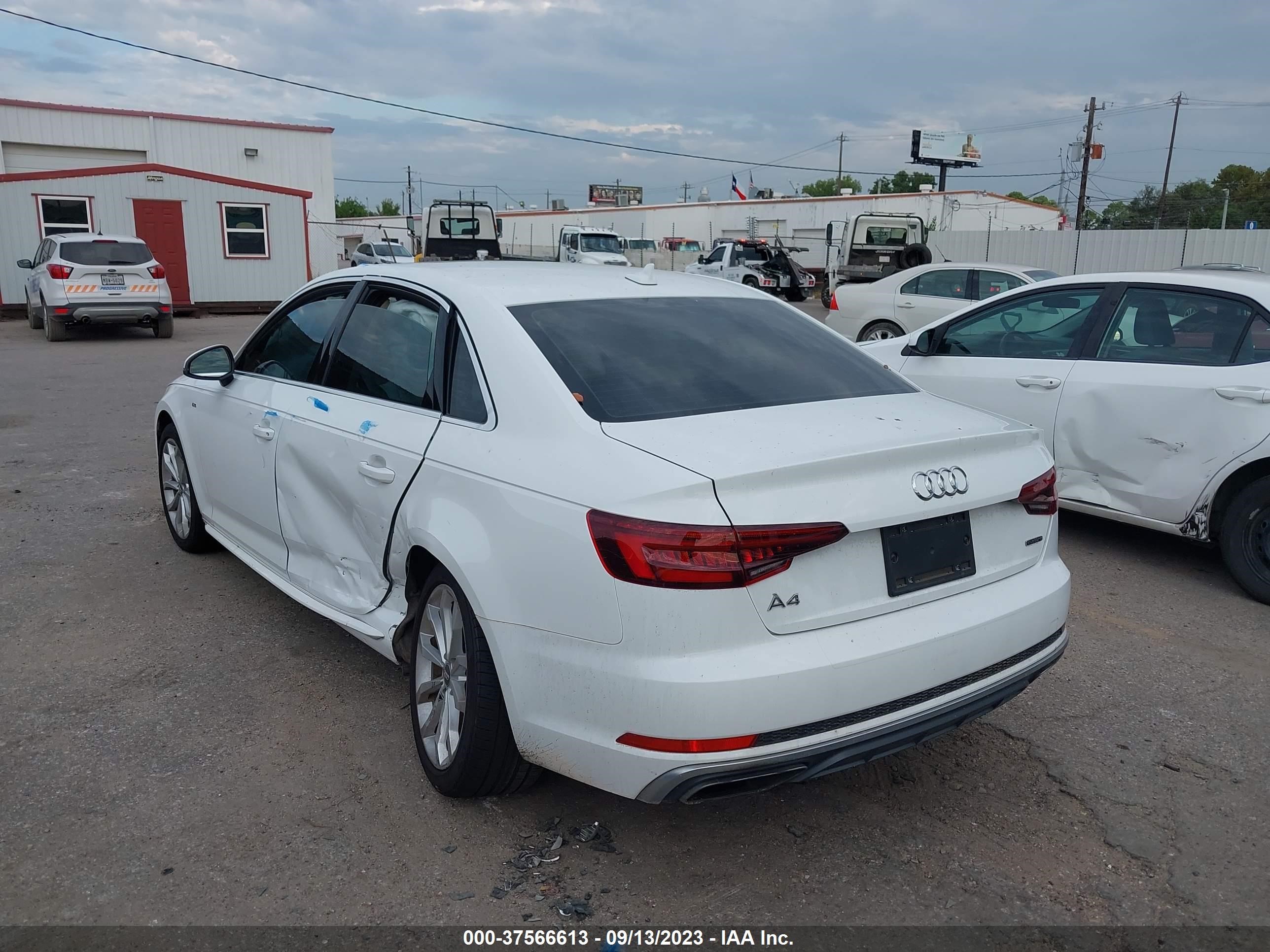 Photo 2 VIN: WAUDNAF43KN016814 - AUDI A4 