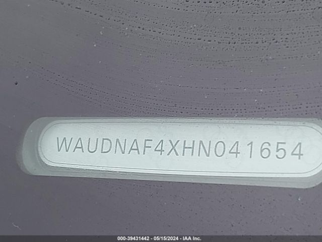 Photo 8 VIN: WAUDNAF4XHN041654 - AUDI A4 