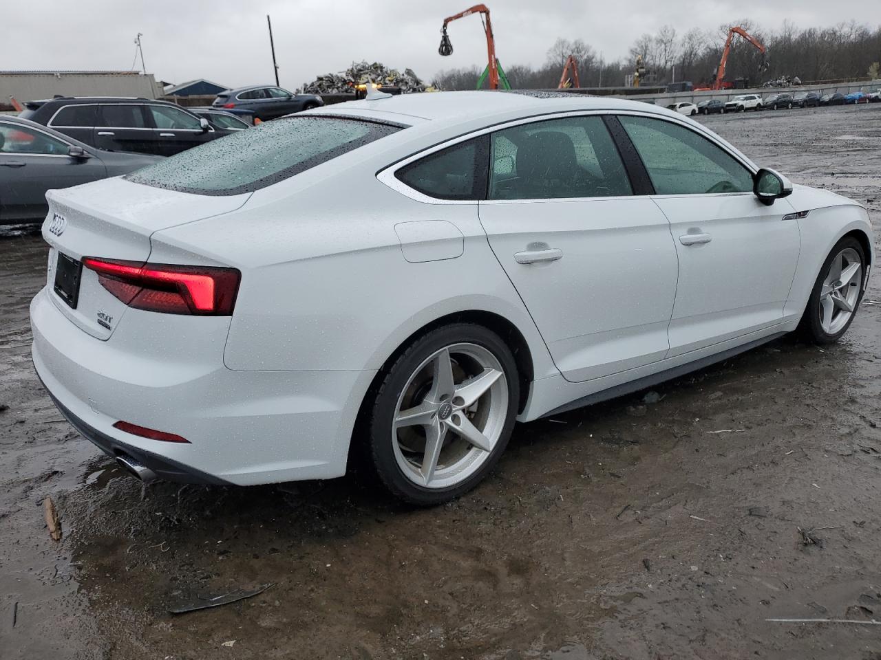 Photo 2 VIN: WAUDNCF54JA132582 - AUDI A5 